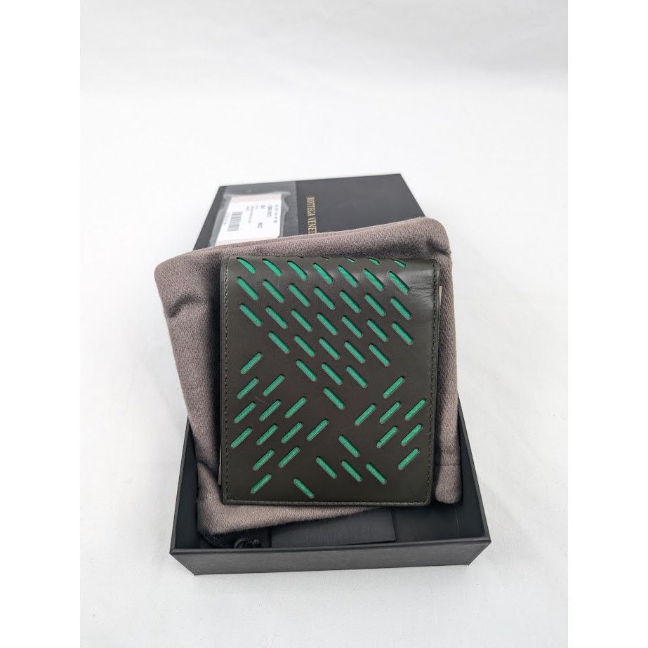 Bottega Veneta o1rshd1 Size: OS / Perforated Paper Calf Wallet in Kaki Size ONE SIZE - 14 Thumbnail
