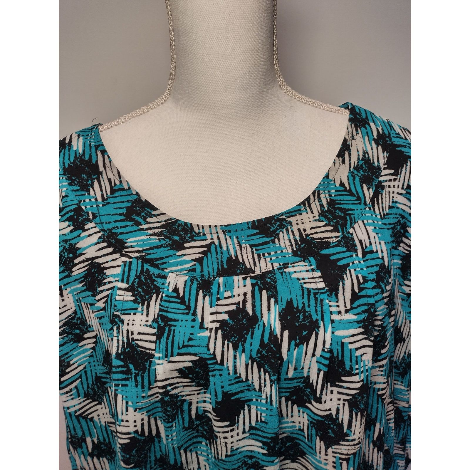 Covington Covington Women 3/4 Sleeve Top Blouse Scoop Neck Blue Black Size XXL / US 16-18 / IT 52-54 - 3 Thumbnail
