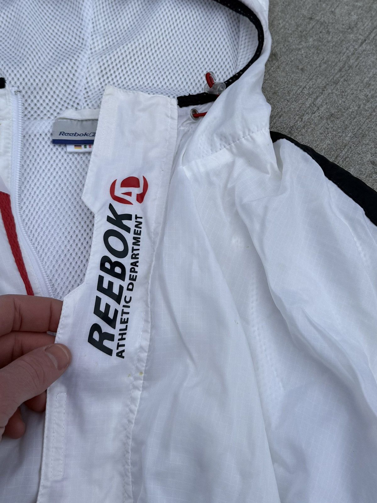 Other Vintage Reebok Y2K avantgarde streetwear anorak jacket Size US XL / EU 56 / 4 - 11 Thumbnail