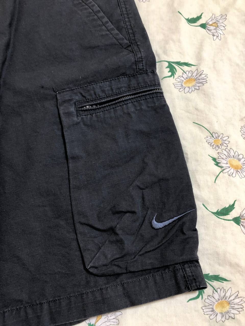 Nike Nike Cargo Board Shorts Summer Y2K Dual Pockets Vintage Size US 30 / EU 46 - 3 Thumbnail