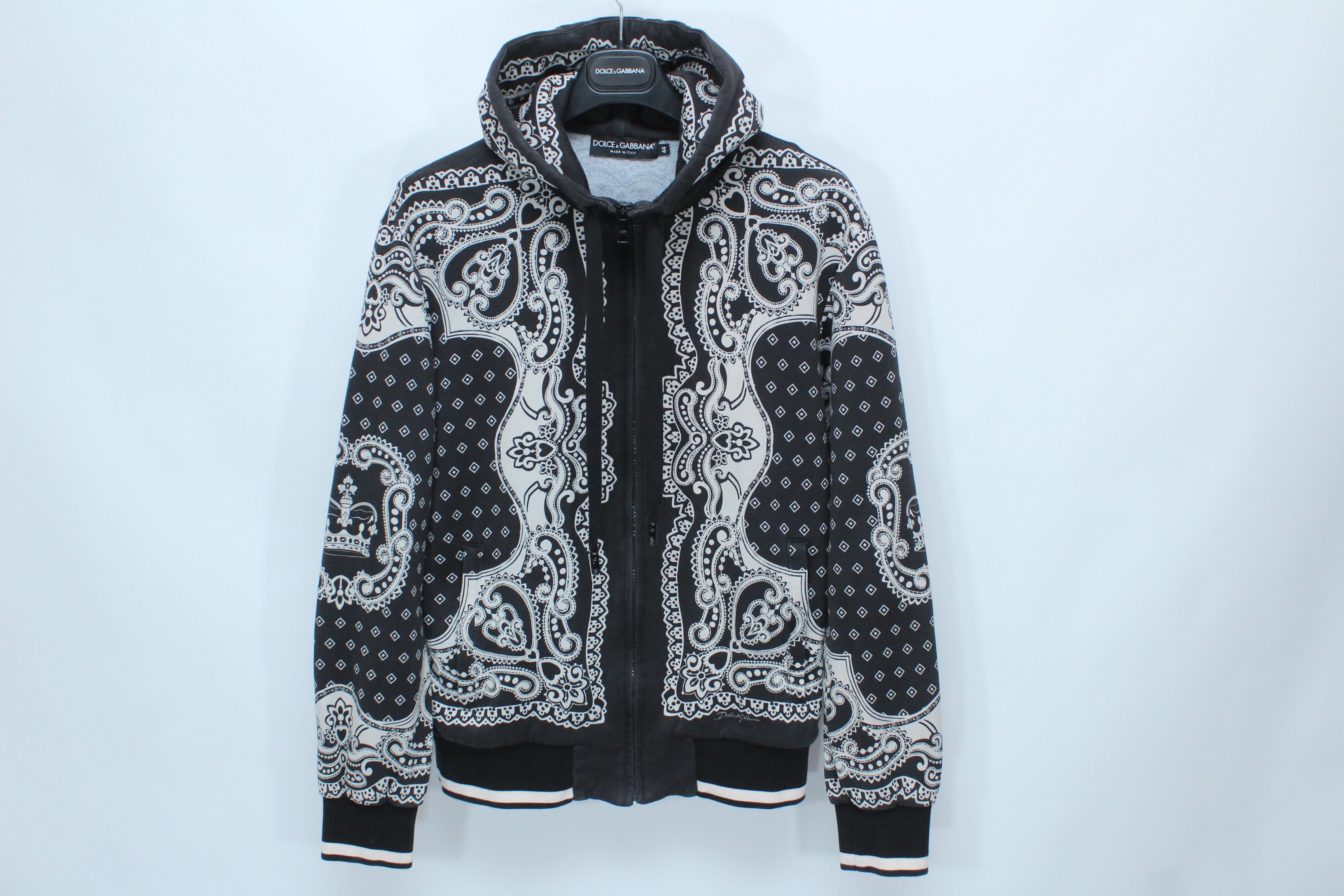 Dolce & Gabbana 1100$ Dolce Gabbana ZIP-UP HOODIE IN BANDANA PRINT Size 44 Size US S / EU 44-46 / 1 - 2 Thumbnail
