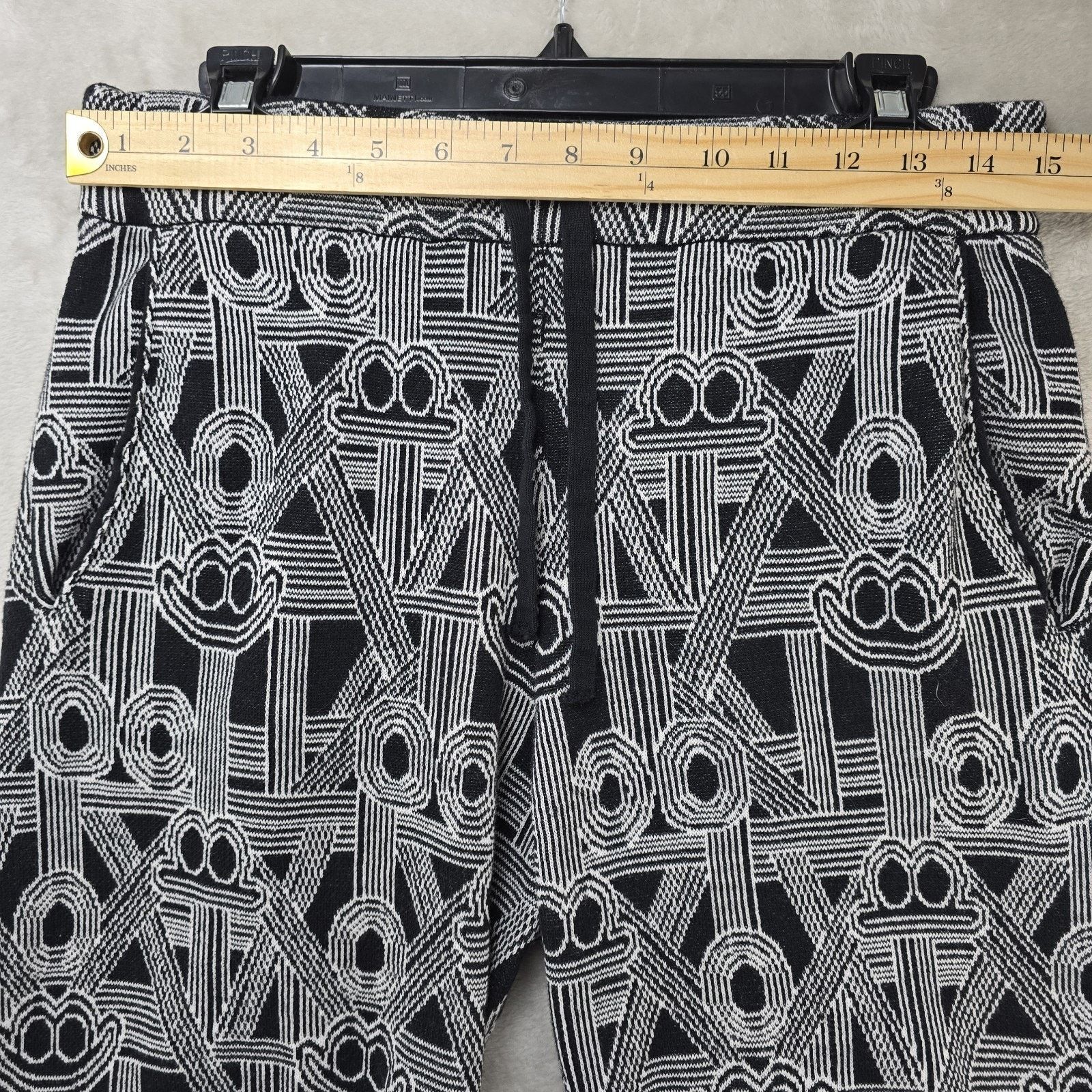 Zara Zara x Diaz Faes Woven Shorts Mens Small Black AOP Juan Art Size US 30 / EU 46 - 7 Thumbnail
