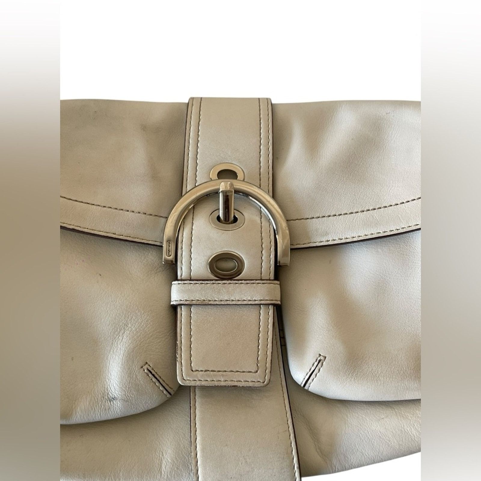 Coach Coach Soho Shoulder bag Handbag #9434 White Leather Y2K Size ONE SIZE - 2 Thumbnail