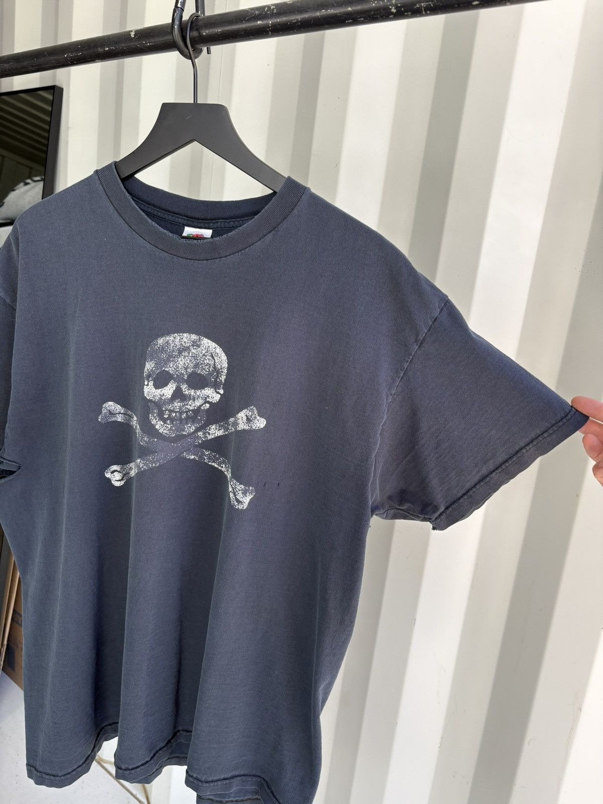Vintage Vintage Skull Bones Shirt Thrashed Faded Grunge Band Biker Size US XXL / EU 58 / 5 - 2 Thumbnail