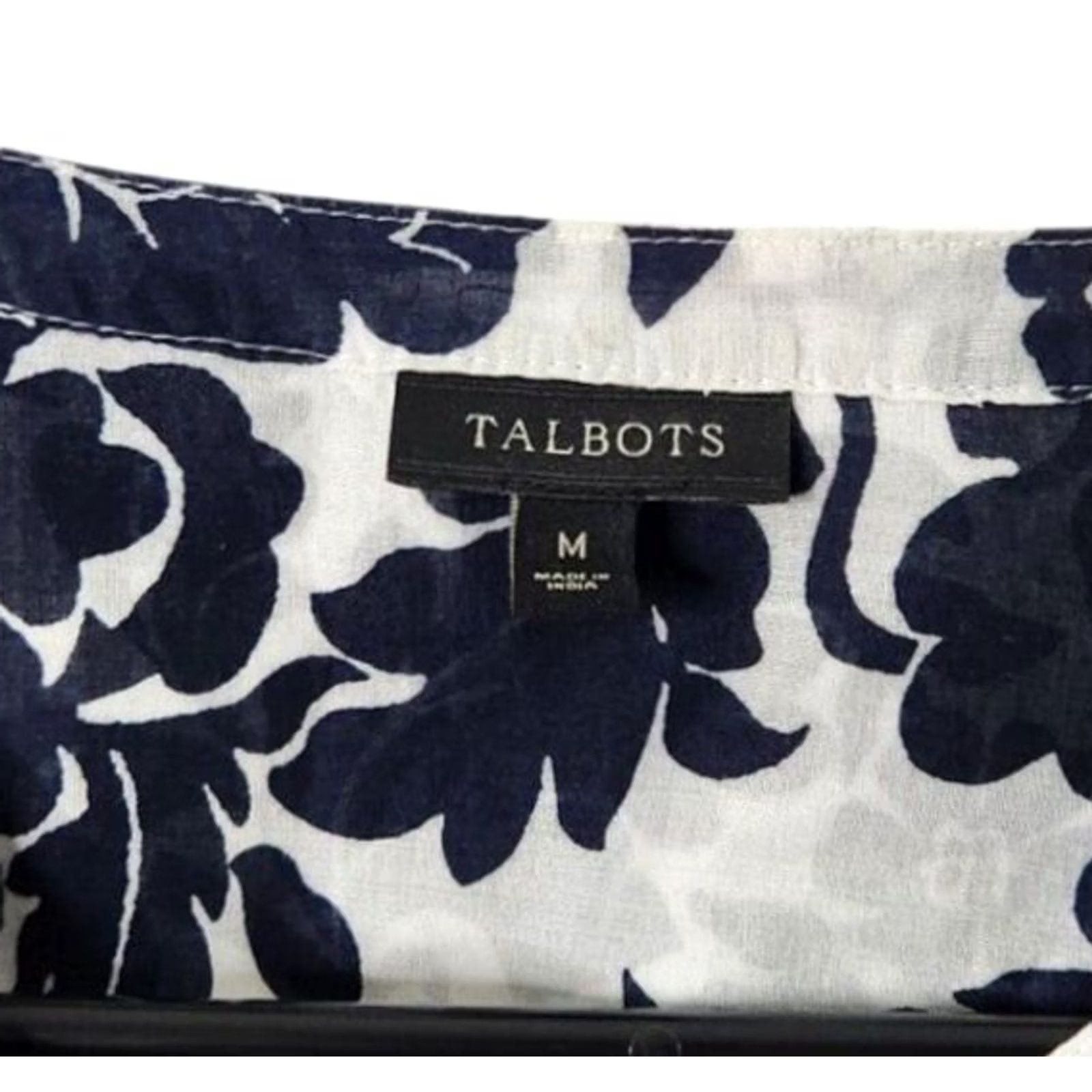 Talbots Talbots Womens M Floral Button-Up Shirt 3/4 Sleeve Top Blouse Blue White Size M / US 6-8 / IT 42-44 - 4 Thumbnail