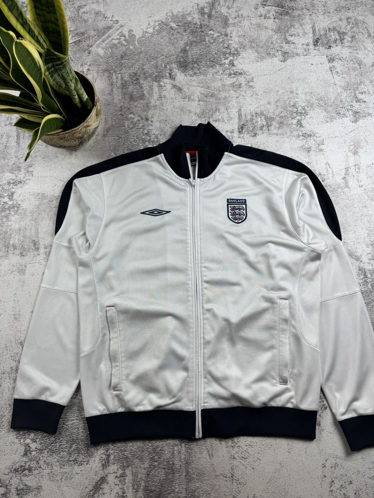 Umbro England Track National Vintage Training Umbro Soccer Football Zip Jacket Jersey Size US L / EU 52-54 / 3 - 4 Thumbnail