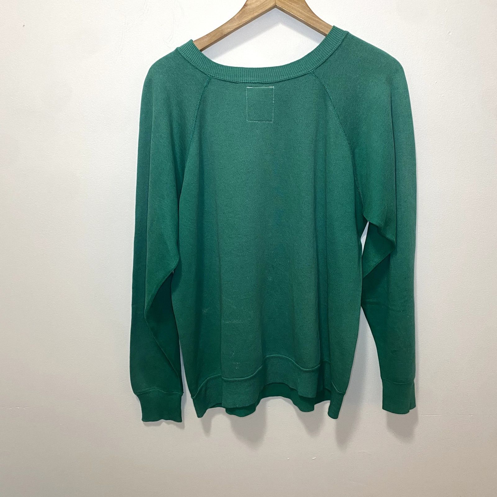 Vintage Vintage Rockaway Beach Felt Letter Surf Crewneck Sweatshirt Size US L / EU 52-54 / 3 - 3 Thumbnail