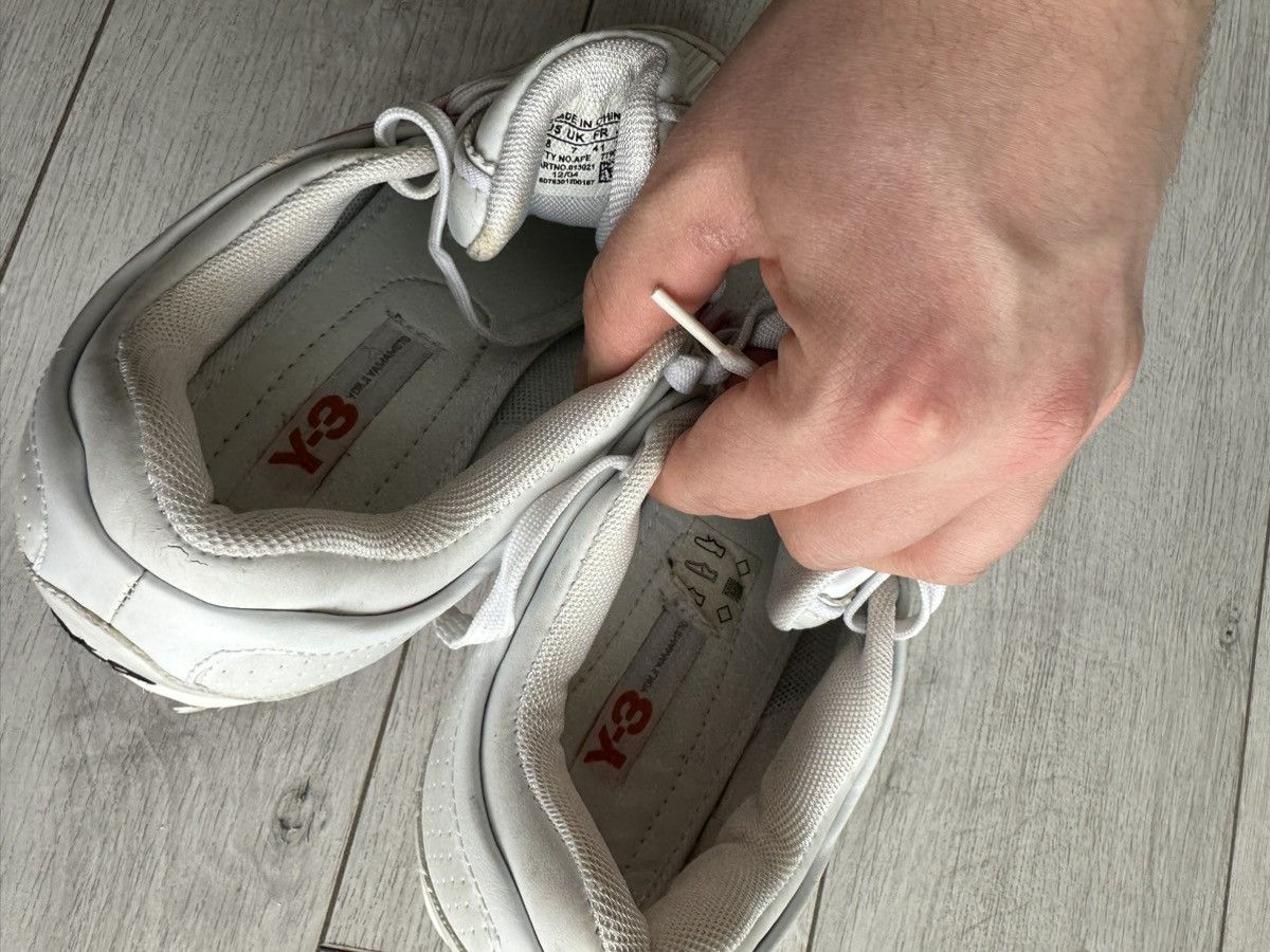 Vintage × Y-3 × Yohji Yamamoto White Y-3 Sneakers with Pink Embroidered Stripes Size US 8 / EU 41 - 10 Thumbnail