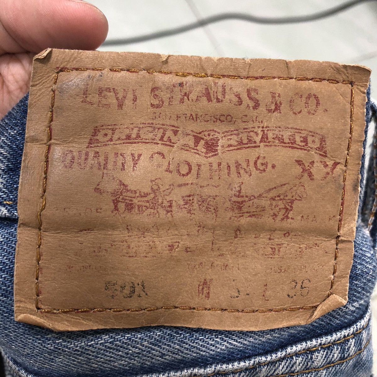 Levi's 🔥90’s Vintage Distressed Jeans Levi’s Made in USA Size US 34 / EU 50 - 14 Thumbnail