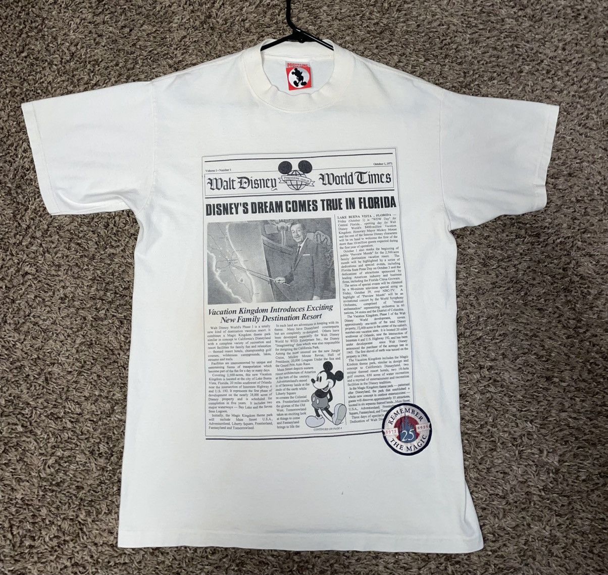 Disney × Vintage Vintage Disney Magic Kindom T-Shirt Size US XL / EU 56 / 4 - 1 Thumbnail