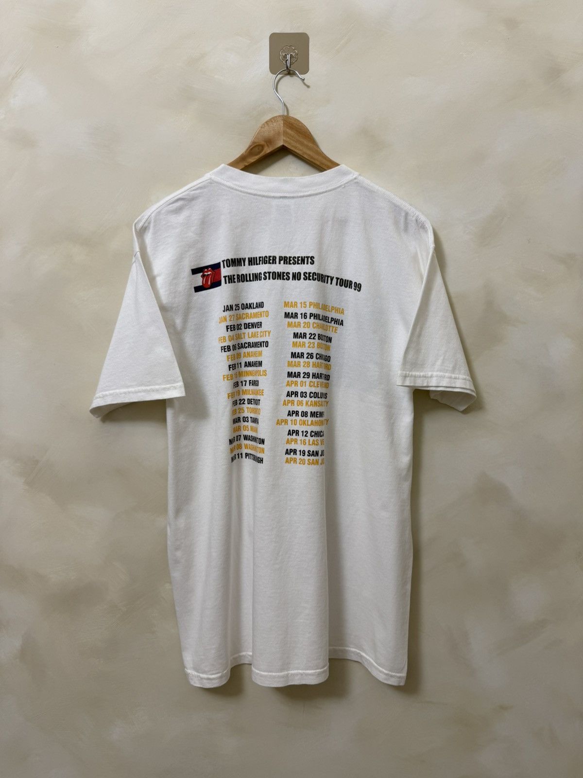 Band Tees 1999 TRS No Security Tour Anvil Tshirt Size US XL / EU 56 / 4 - 2 Thumbnail
