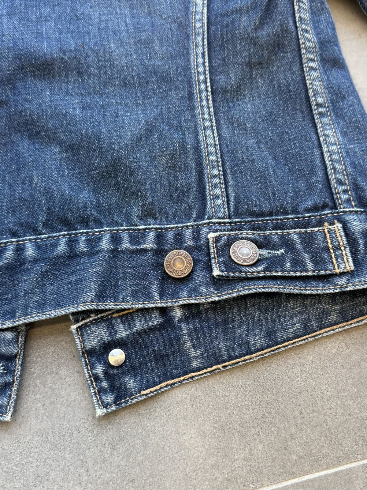 Levi's VINTAGE 90s LEVI’S DENIM JACKET Size M / US 6-8 / IT 42-44 - 13 Thumbnail