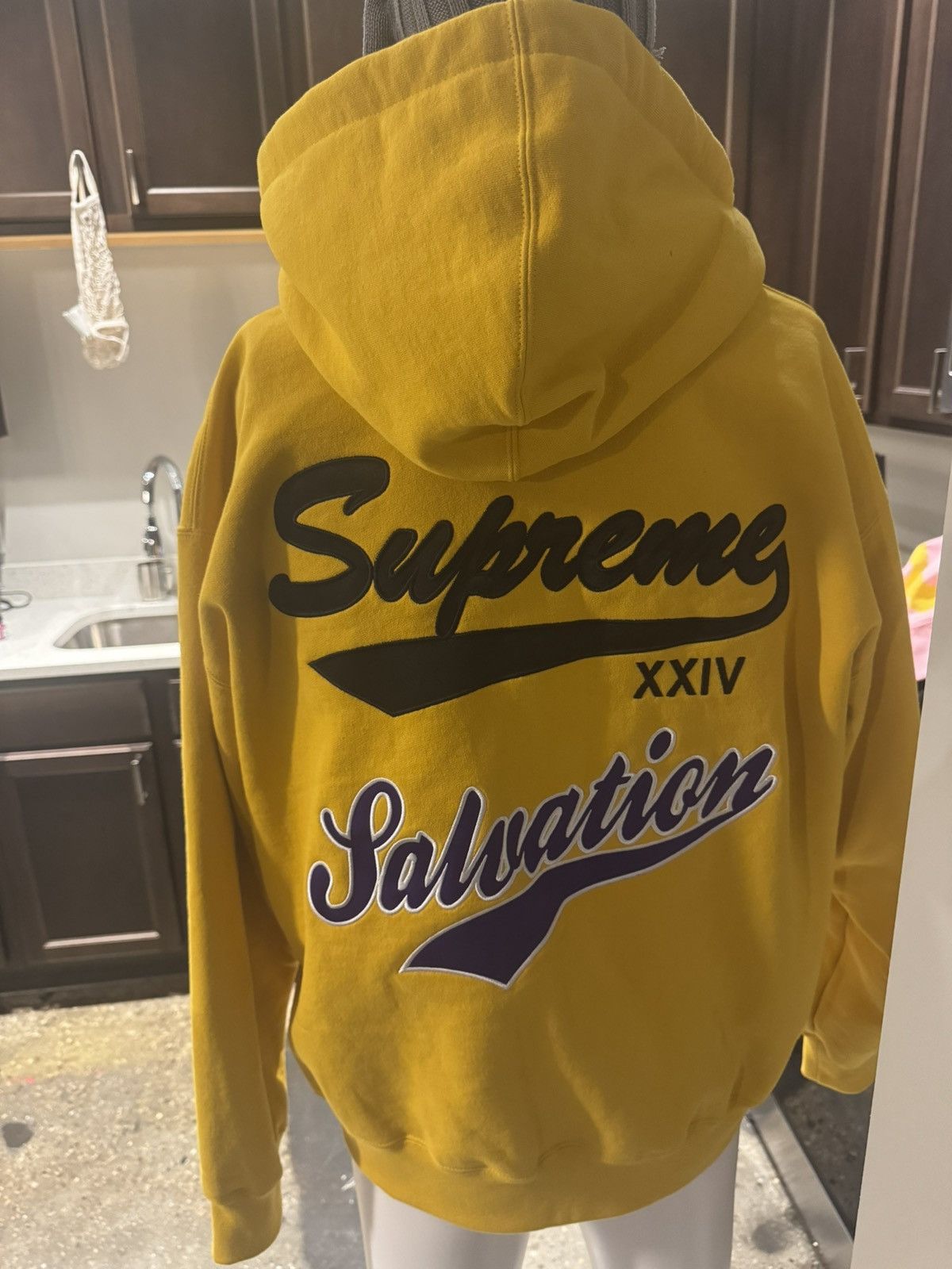 Supreme Supreme Sacred Heart Warriors Size US L / EU 52-54 / 3 - 3 Thumbnail