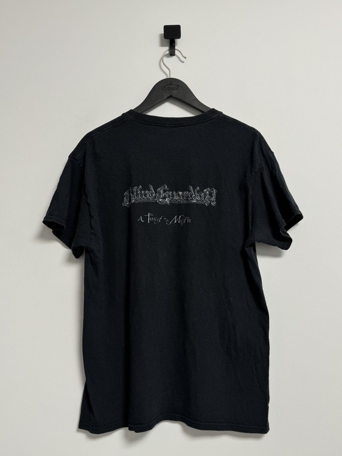 Gildan Vintage 2006 Blind Guardian Tour T-Shirt Size L Size US L / EU 52-54 / 3 - 11 Thumbnail
