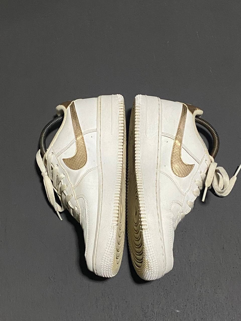 Nike Nike Air Force 1 Size US 5.5 / EU 38 - 4 Thumbnail