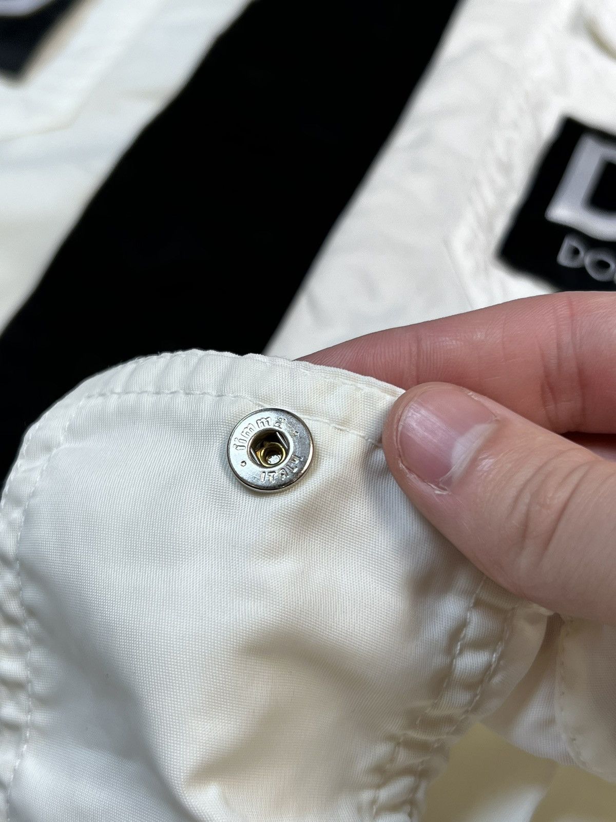 Dolce & Gabbana × Vintage 90’s Vintage Dolce Gabbana Patches White Over shirt Jacket Size US M / EU 48-50 / 2 - 8 Thumbnail
