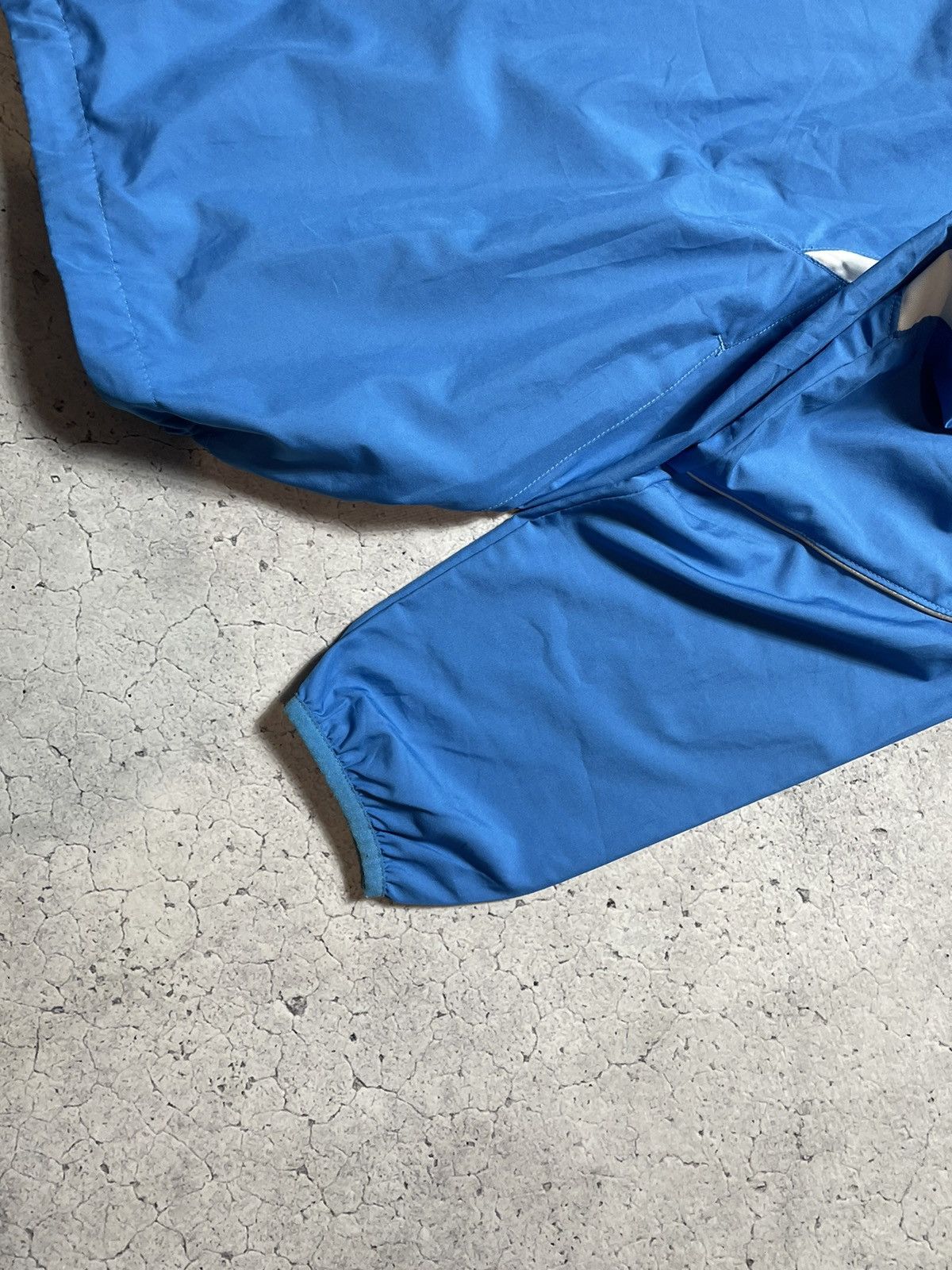 Nike Vintage Nylon Light Blue Nike Swoosh Windbreaker Jacket Size US XL / EU 56 / 4 - 4 Thumbnail
