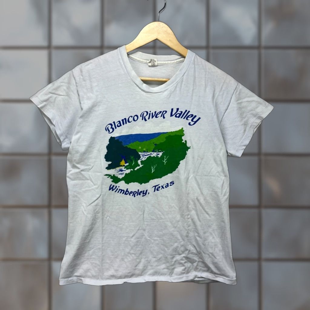 Hanes VINTAGE Hanes T-Shirt Men Large White River Valley Wimberley Texas 70s Nature Size US L / EU 52-54 / 3 - 1 Thumbnail