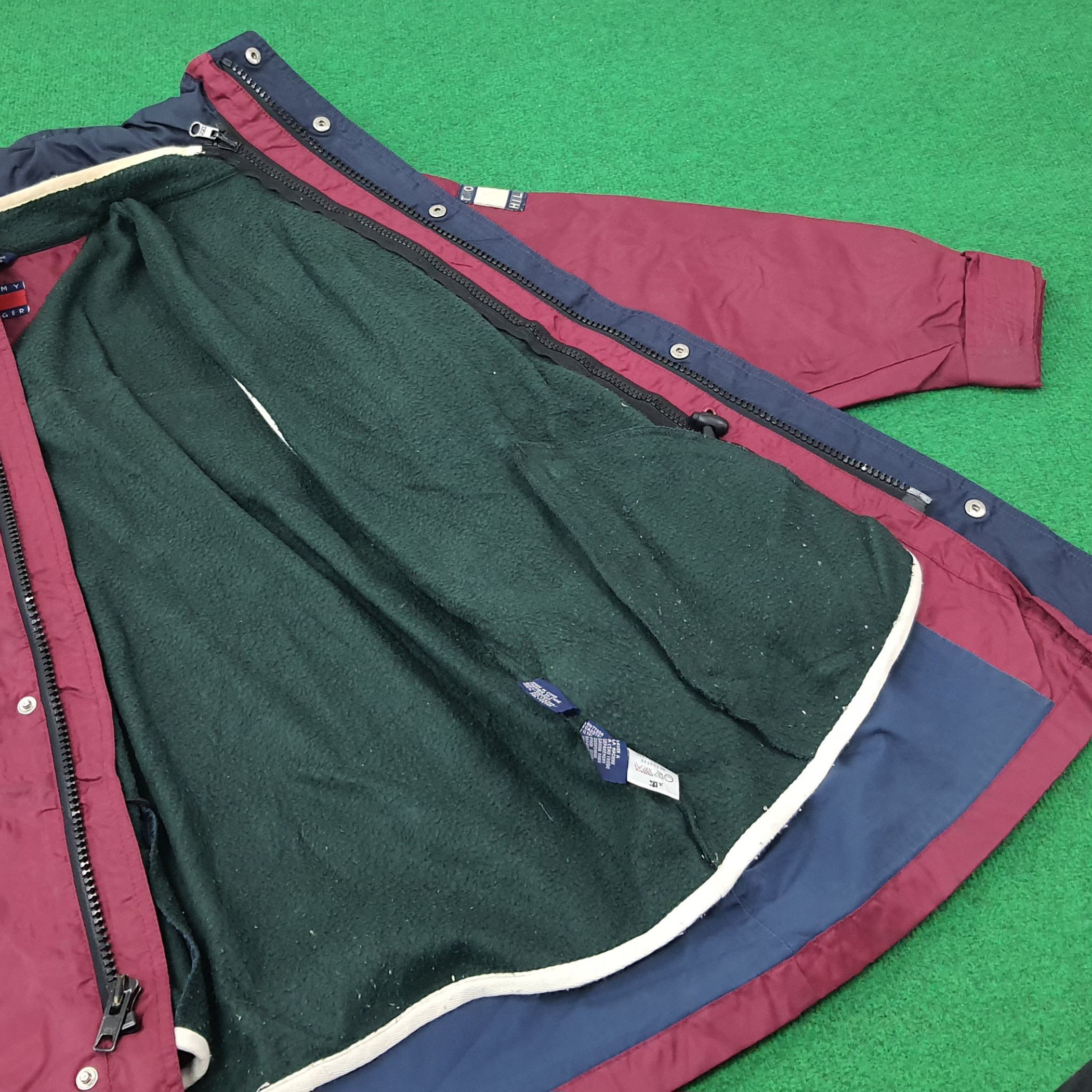 Tommy Hilfiger Vintage Tommy Hilfiger Jacket with Vests C254N11 Size US M / EU 48-50 / 2 - 7 Thumbnail