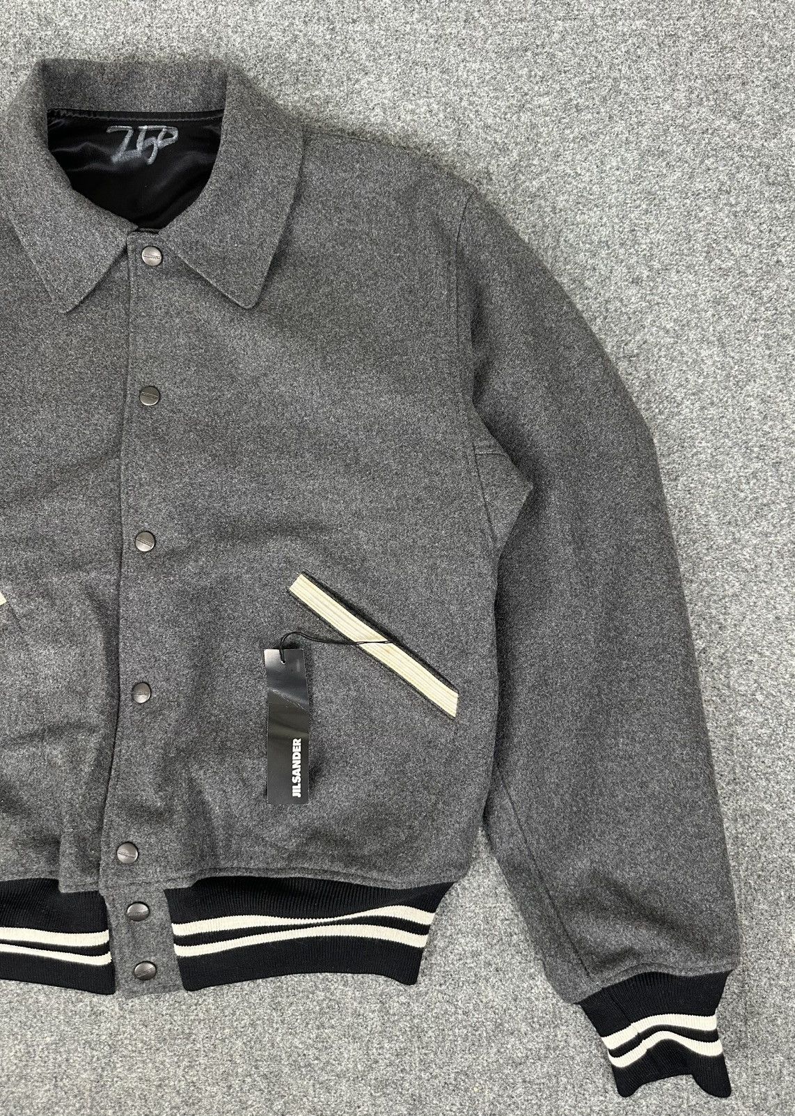 Jil Sander Jil Sander by Raf Simons Cashmere/Satin Reversible Varsity Size US S / EU 44-46 / 1 - 3 Thumbnail