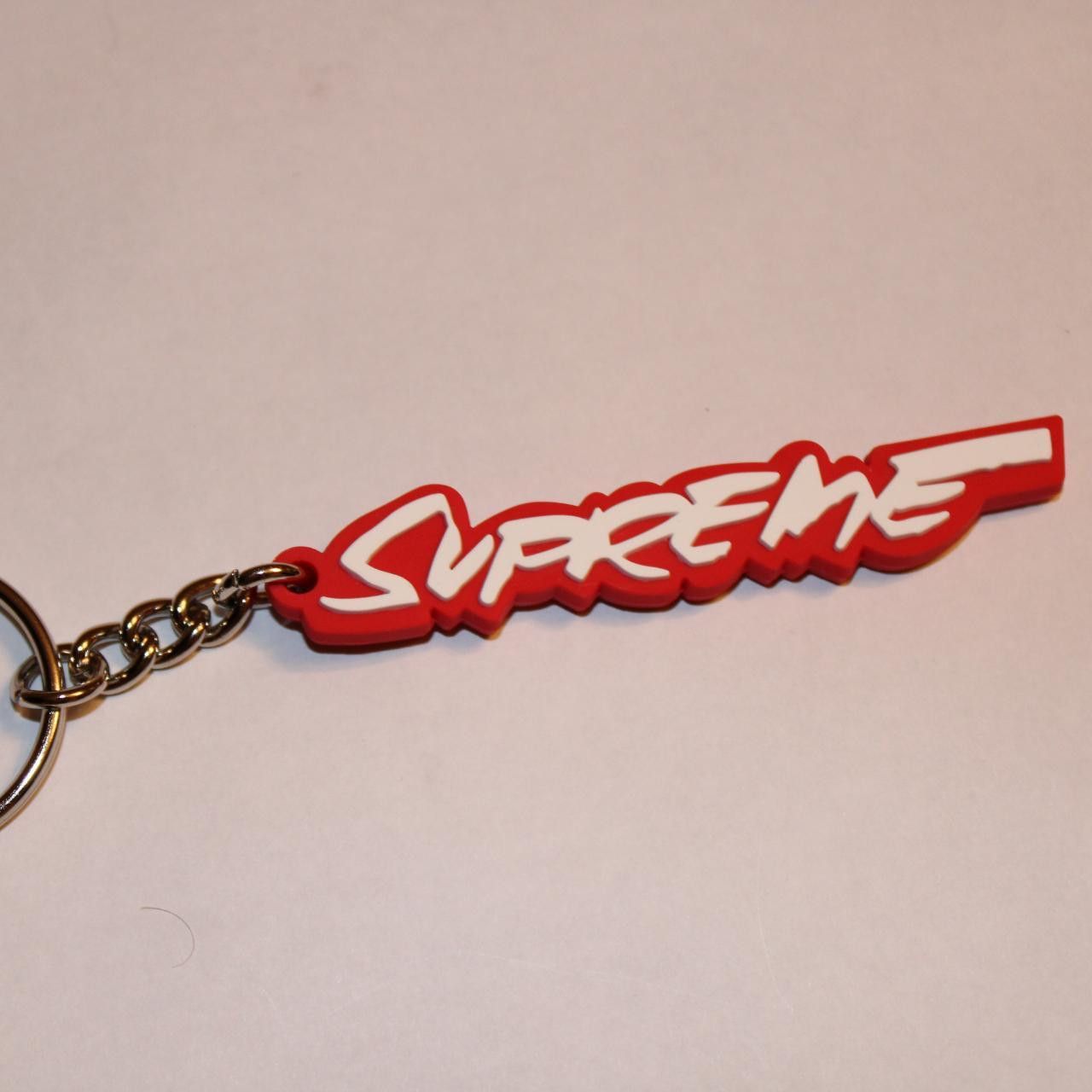 Supreme Supreme Futura Logo Keychain - Red Size ONE SIZE - 1 Thumbnail