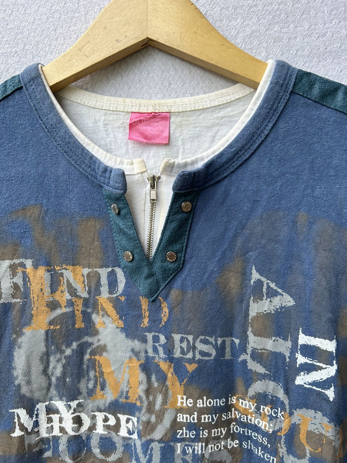 Hysteric Glamour 💸BINDINGOFFER💸Halfzip style japanese poem double layers tees Size US M / EU 48-50 / 2 - 4 Thumbnail