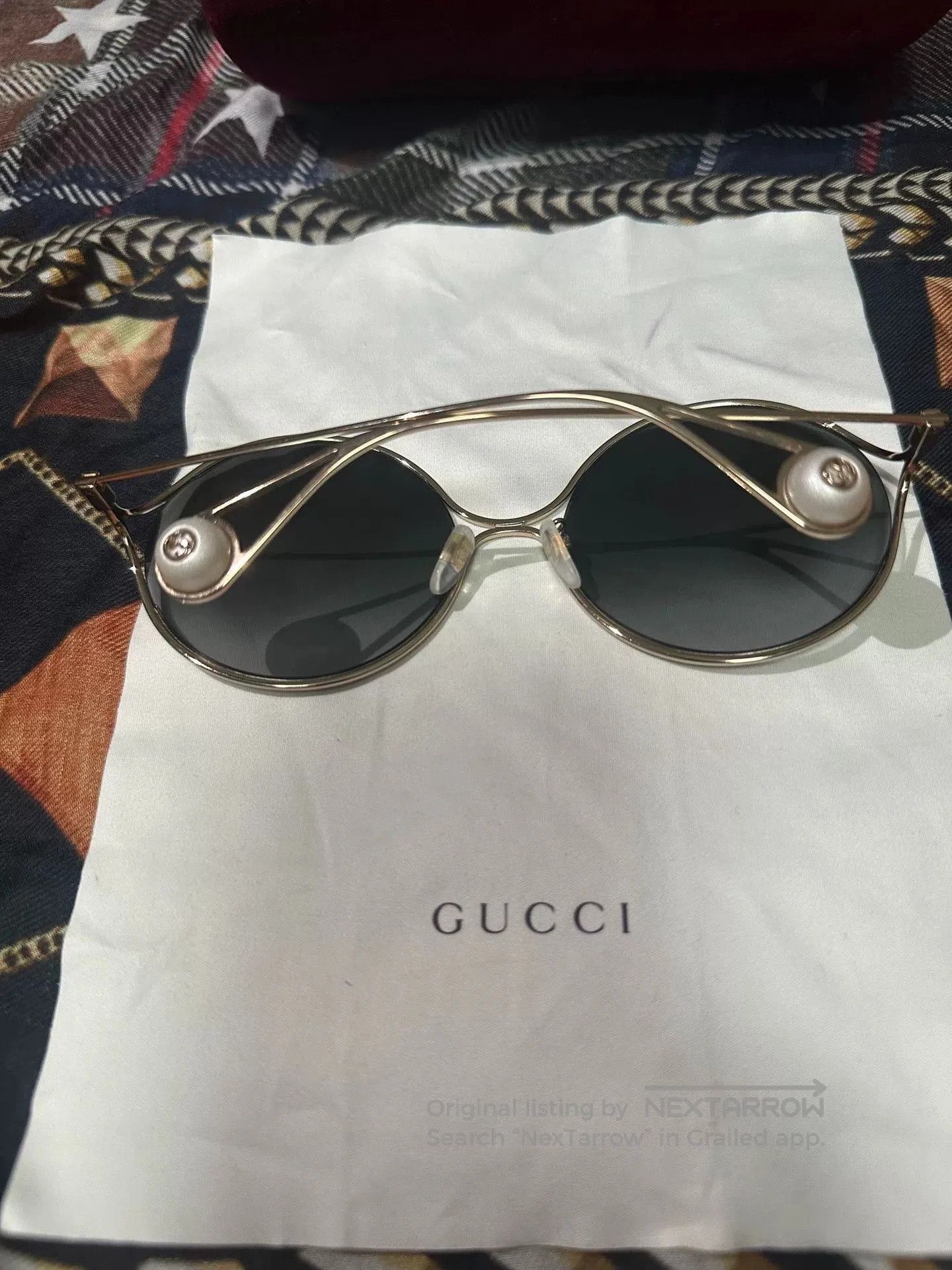 Gucci Gucci Gold Round Pearl Sunglasses. Size ONE SIZE - 5 Thumbnail
