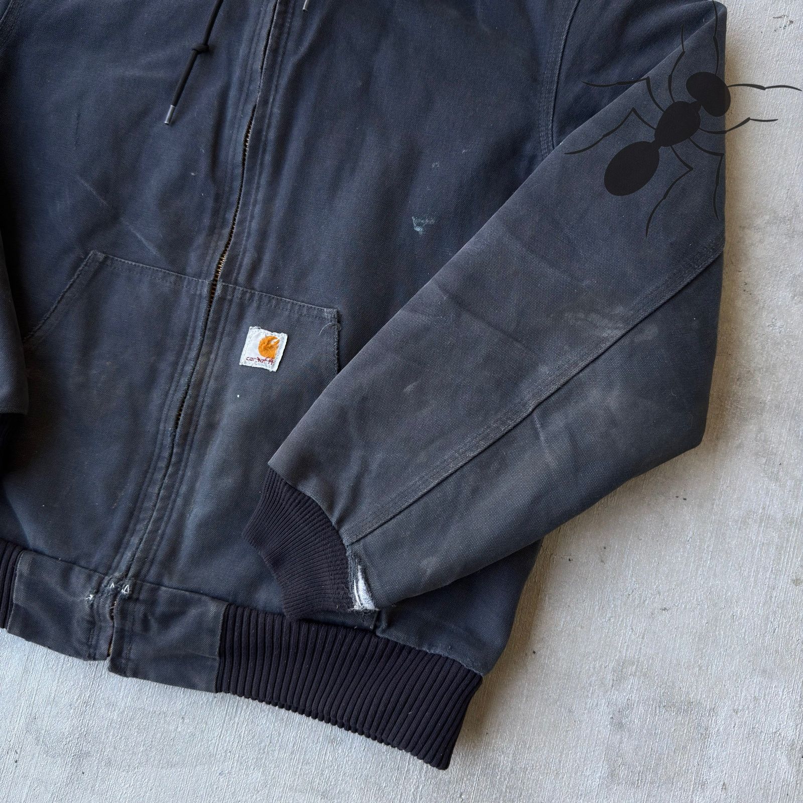 Carhartt × Vintage Carhartt J140 black hooded work wear jacket Size US M / EU 48-50 / 2 - 4 Thumbnail