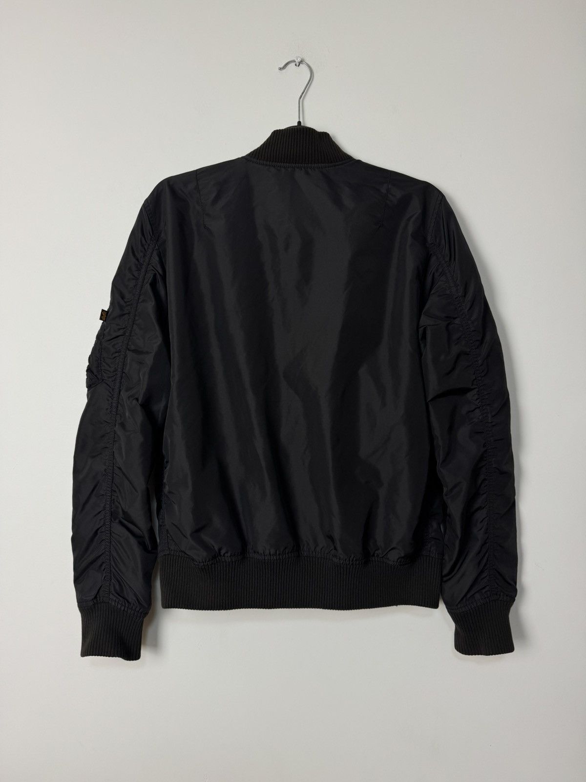 Alpha Industries Alpha Industries black bomber jacket avant Garde Japanese Size US M / EU 48-50 / 2 - 11 Thumbnail
