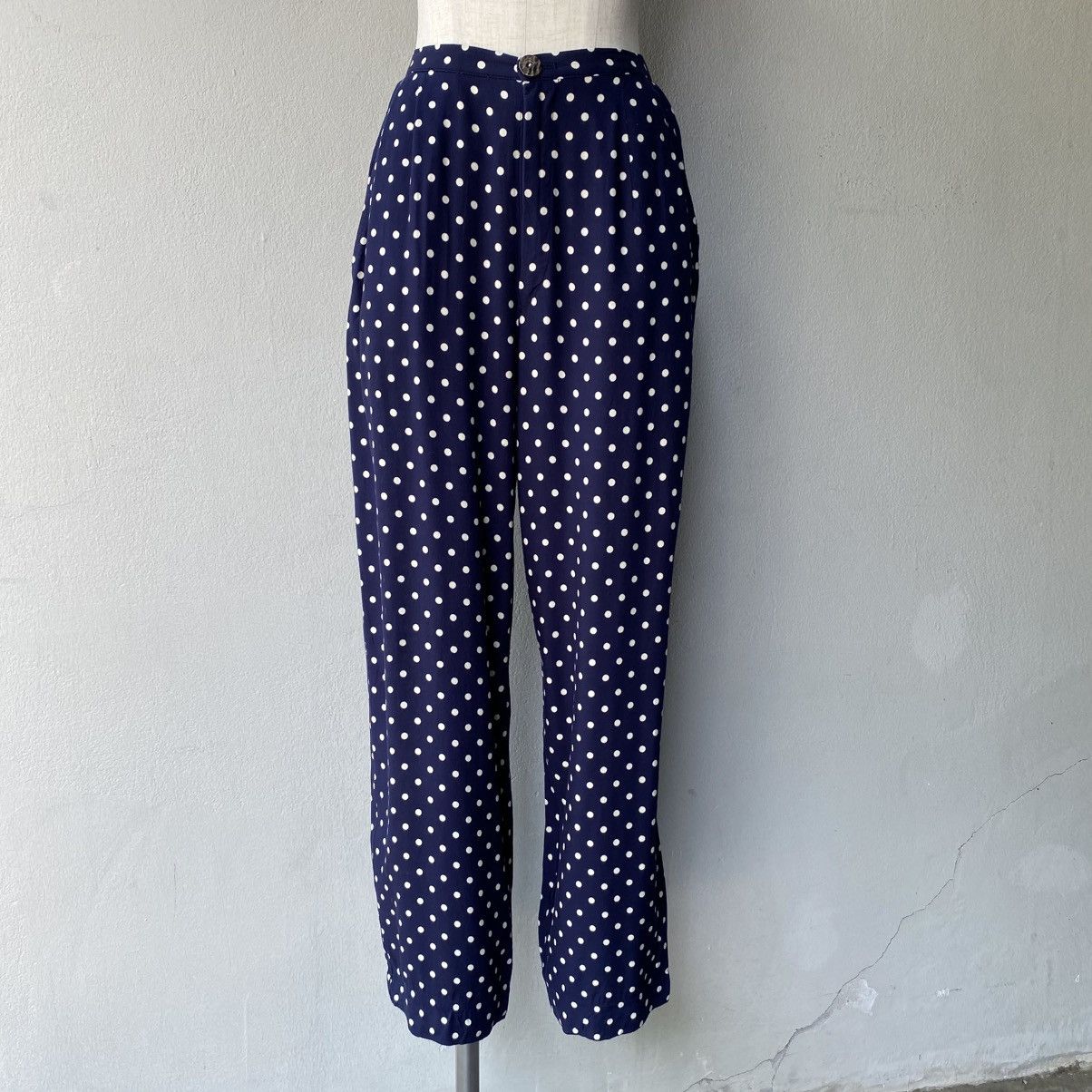 Zucca ZUCCA Navy Polka Dot Pants with Smocked Back Size 25" / US 0 / IT 36 - 14 Thumbnail