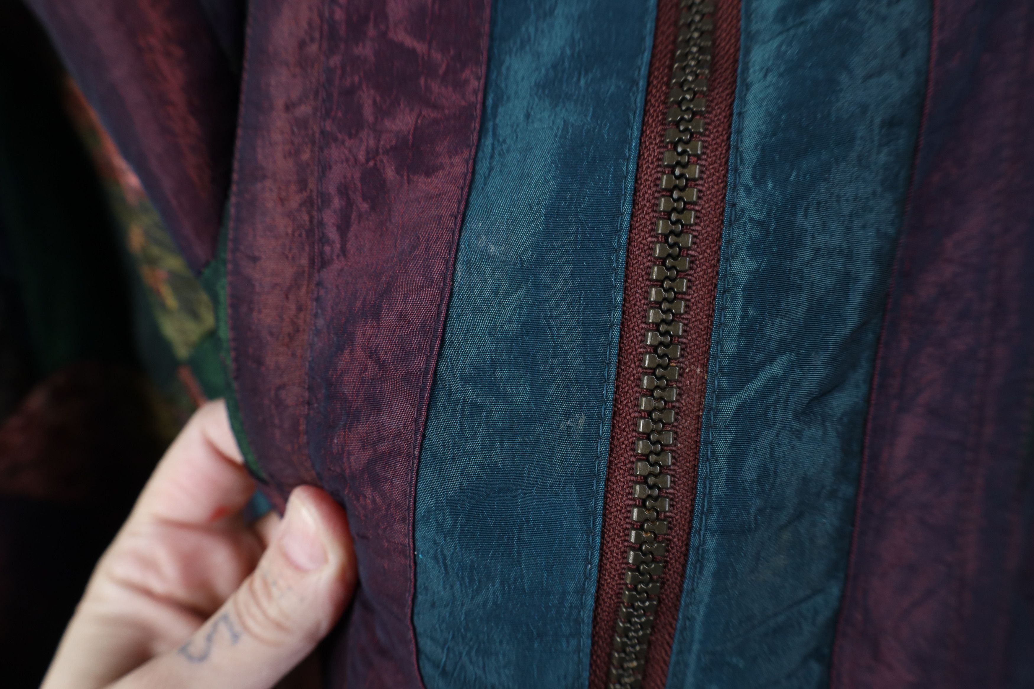 Vintage Vintage 90s Streetwear Patchwork Flower Bomber Jacket Size L / US 10 / IT 46 - 4 Thumbnail