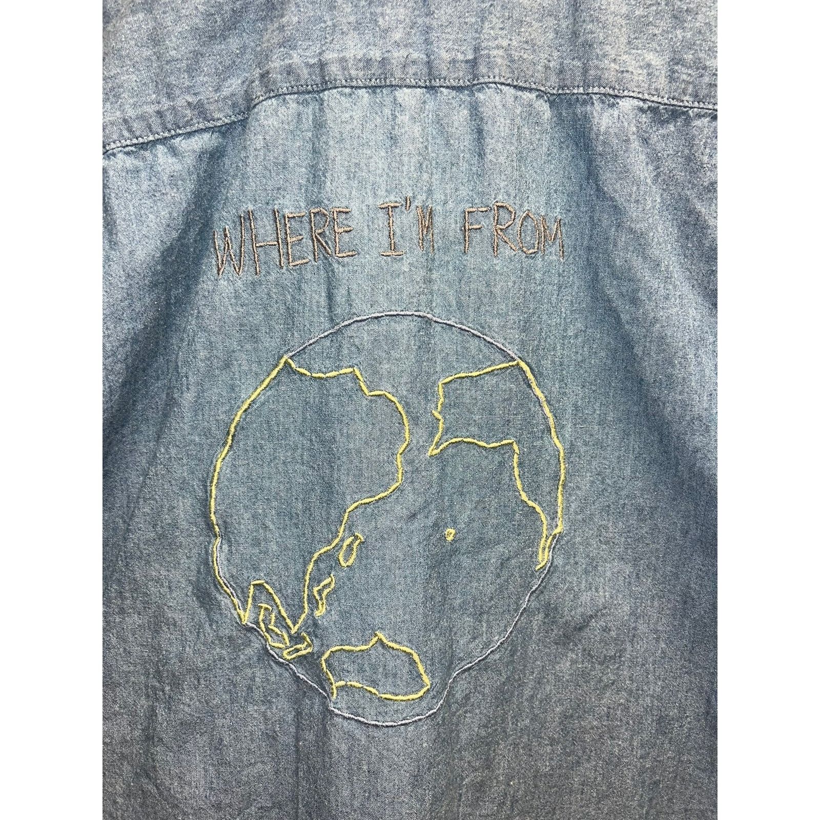 Levi's Levi's Llama Button Shirt Chambray Where I'm From Tee XL Size US XL / EU 56 / 4 - 8 Thumbnail
