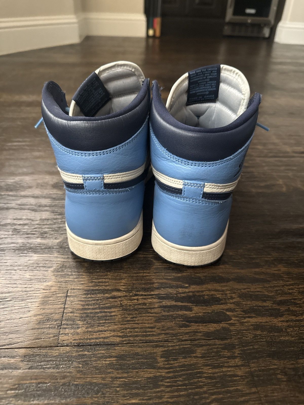 Jordan Brand Jordan 1 Obsidian Size US 11 / EU 44 - 3 Thumbnail