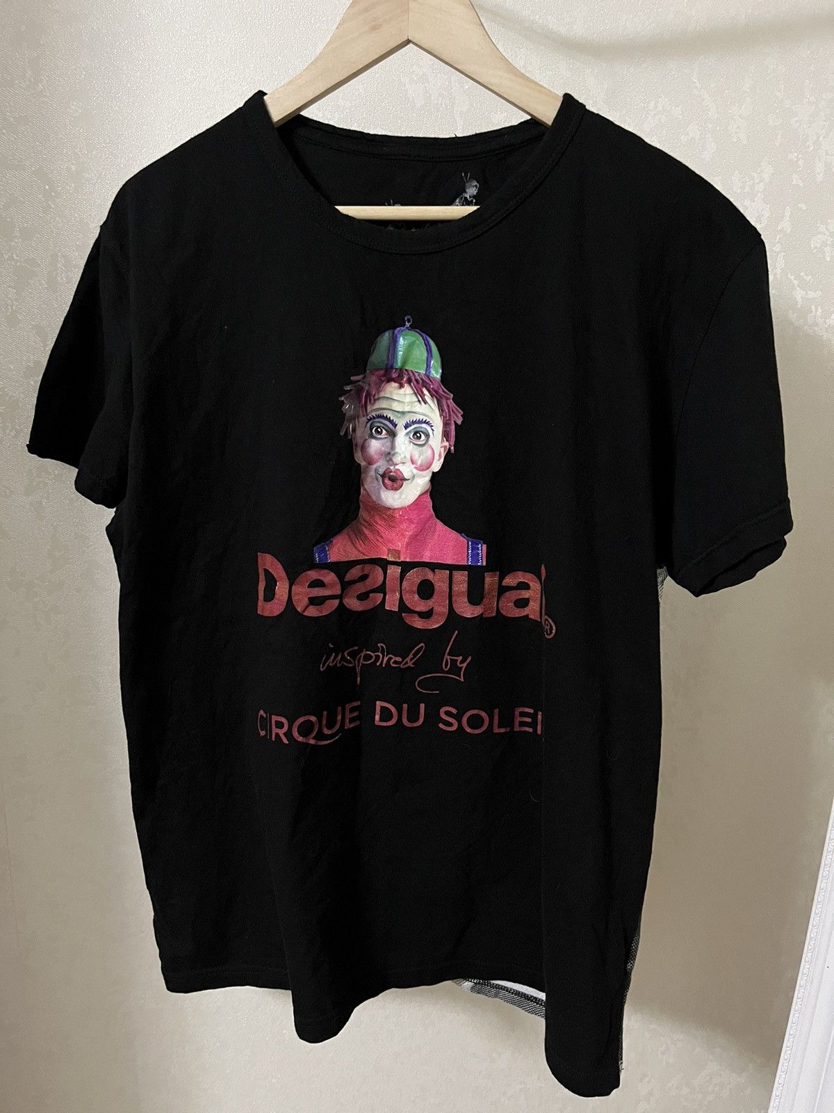 Desigual Desigual Inspired by Cirque du Soleil T Shirt Size XL / US 12-14 / IT 48-50 - 1 Thumbnail