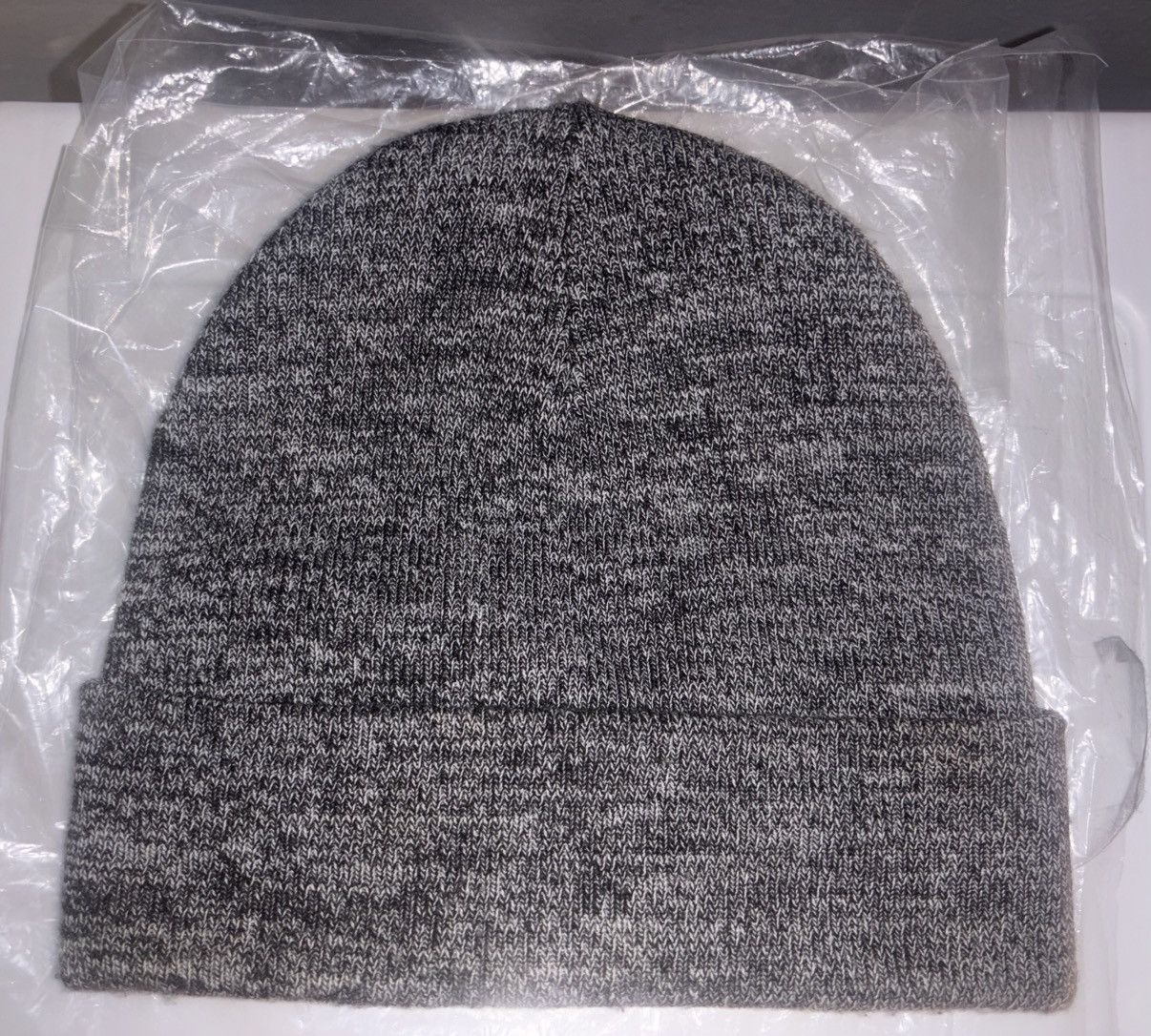 H&M H&M Grey Beanie Hat One Size Awesome Hat In Nice Shape Size ONE SIZE - 2 Thumbnail