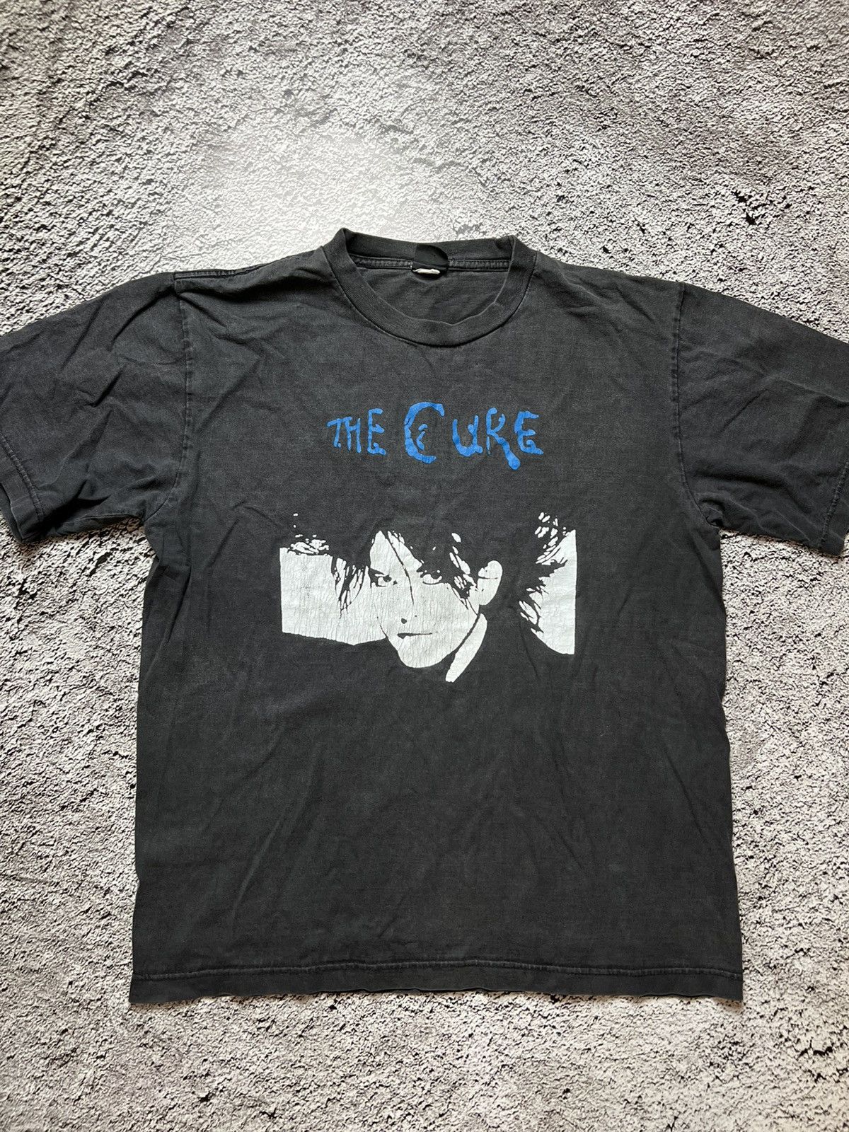 Band Tees Vintage 90’s The cure t shirt Size US M / EU 48-50 / 2 - 1 Thumbnail