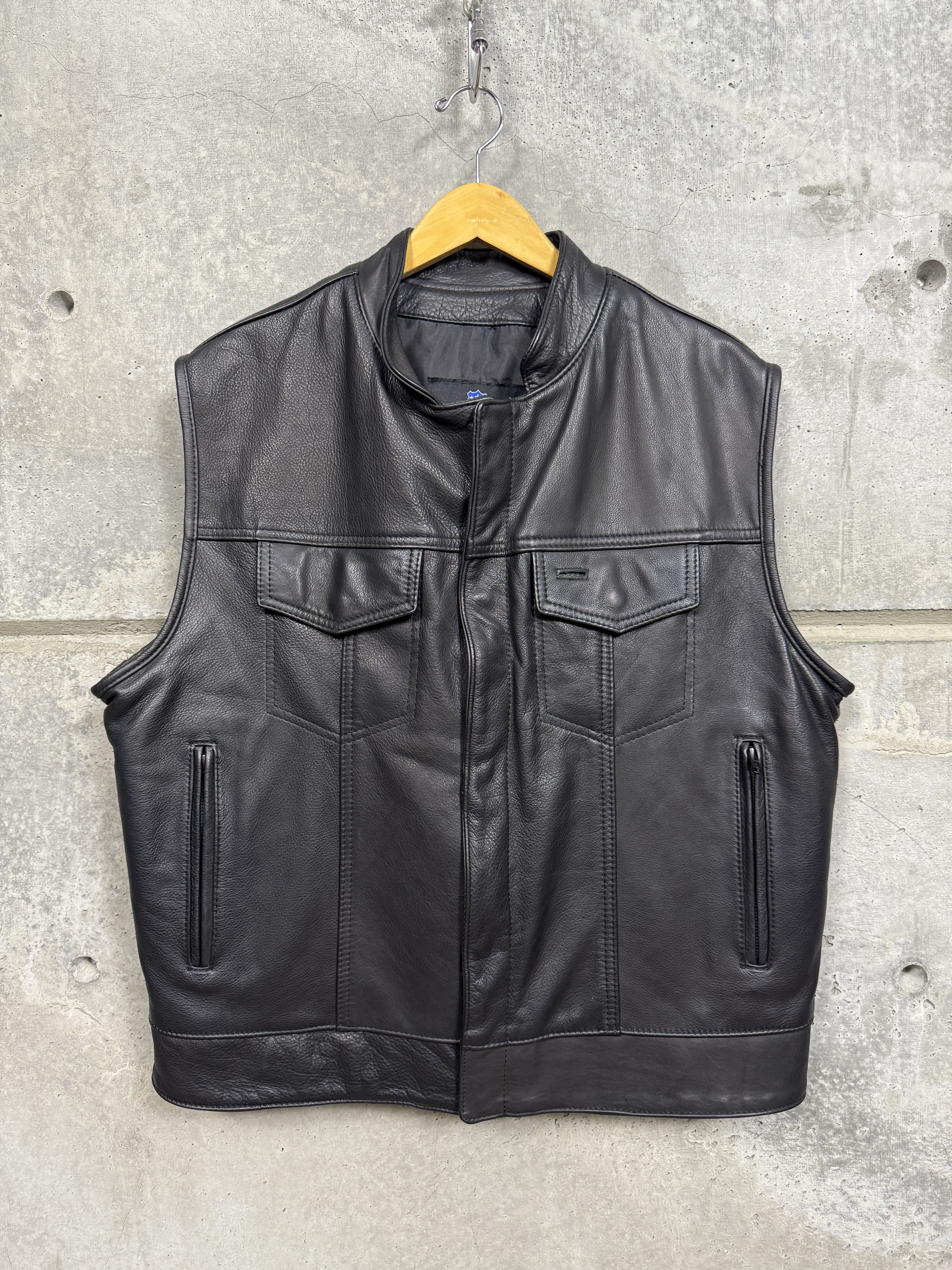 Leather Legendary USA 'Reckless Outlaw' Leather Motorcycle Vest Size US M / EU 48-50 / 2 - 1 Thumbnail