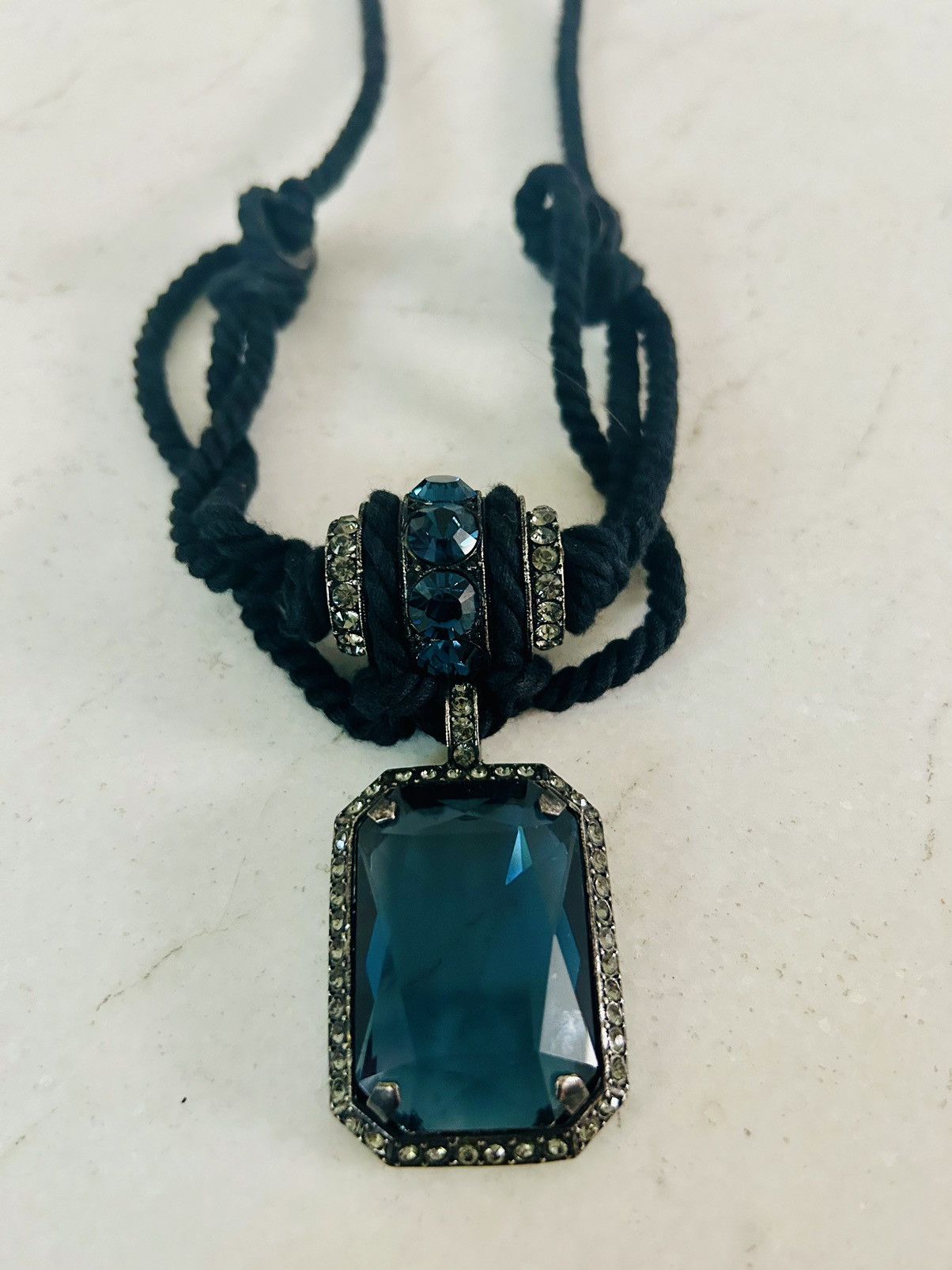 Lanvin Lanvin blue crystal pendant statement necklace Size ONE SIZE - 4 Thumbnail