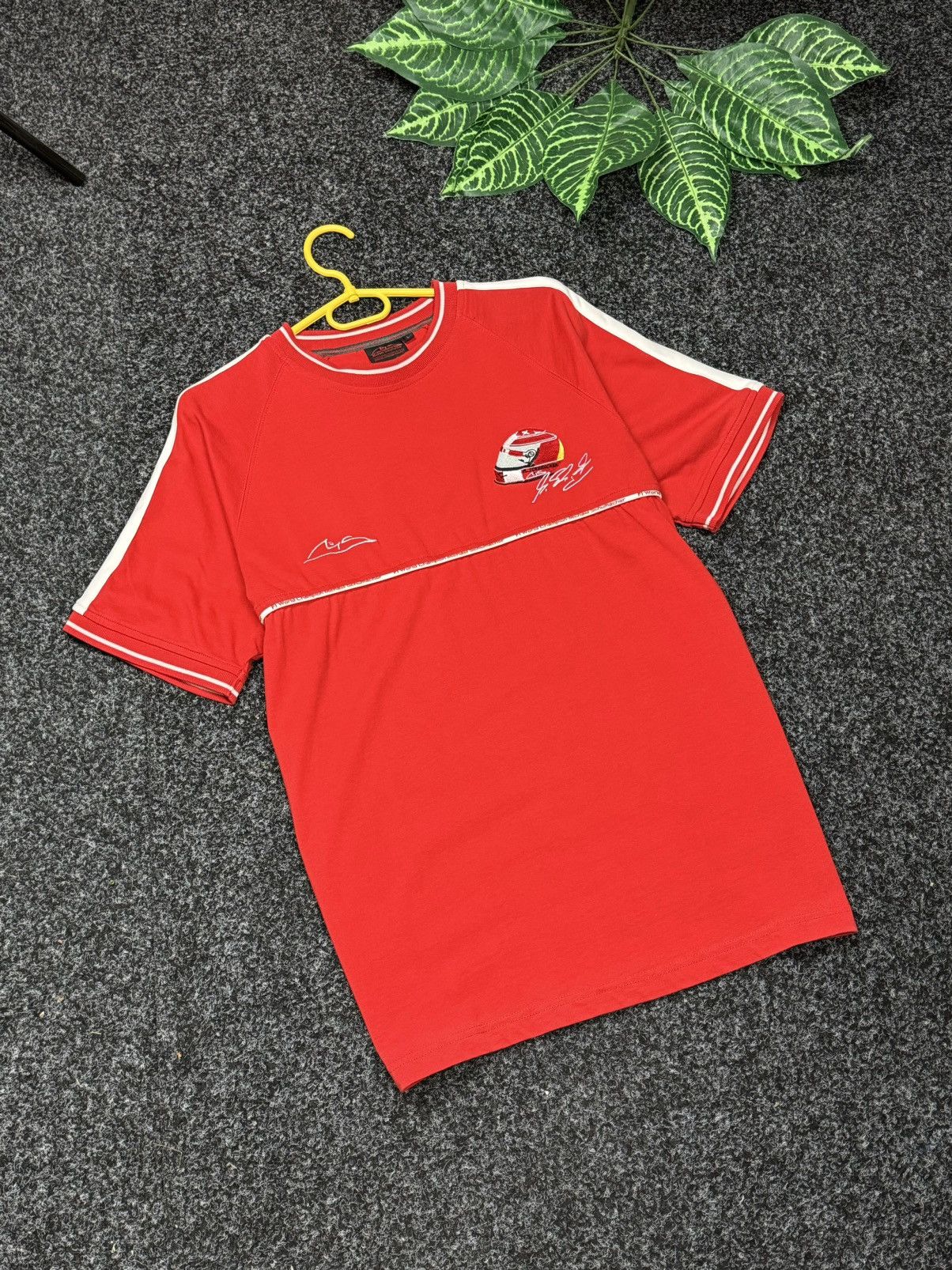NASCAR F1 Racing tee shirt World Champion Michael Schumacher size M Size US M / EU 48-50 / 2 - 15 Thumbnail