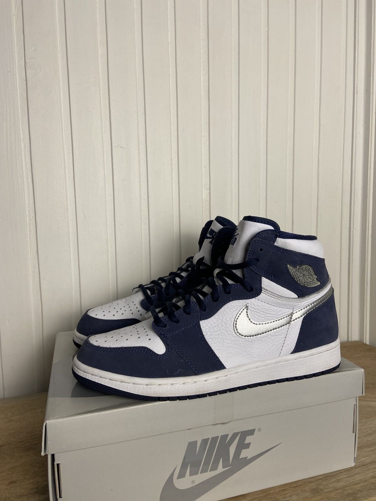 Jordan Brand Used Jordan 1 Retro High Japan Midnight size 9,5us Size US 9.5 / EU 42-43 - 1 Thumbnail