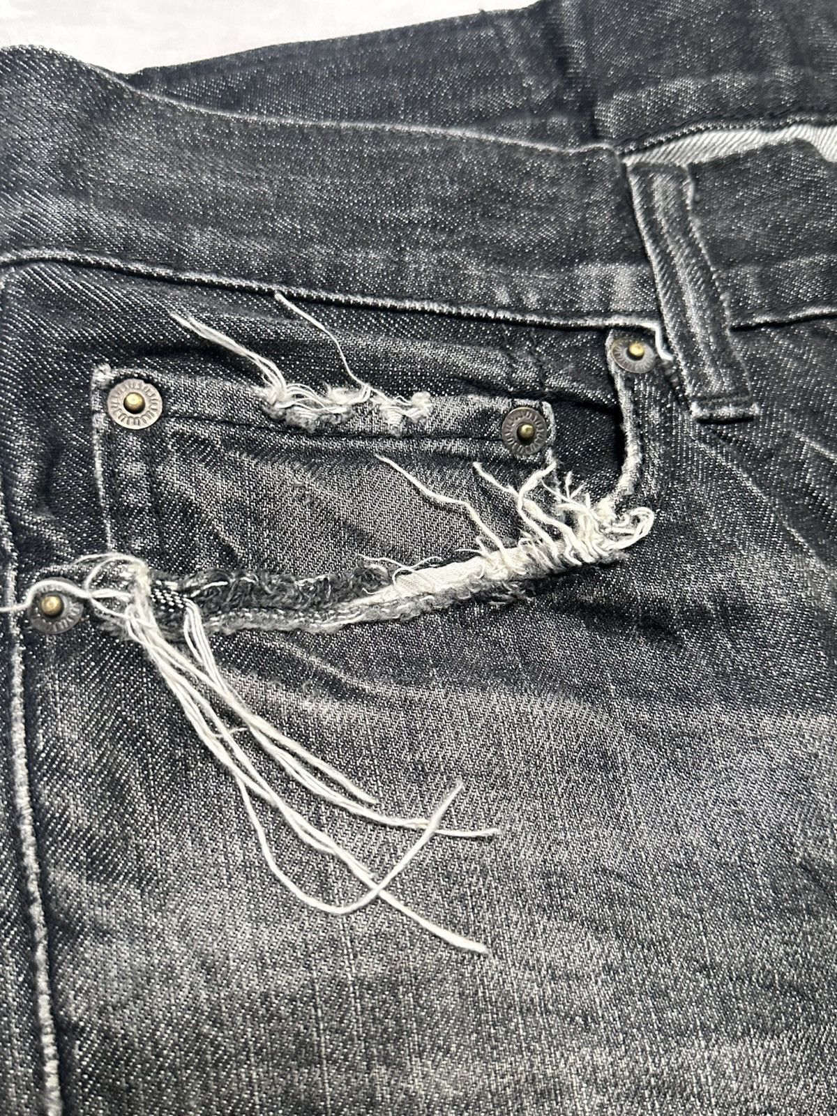 Uniqlo Uniqlo Vintage Distressed Baggy Loose Style Striked & Faded Size US 32 / EU 48 - 8 Thumbnail