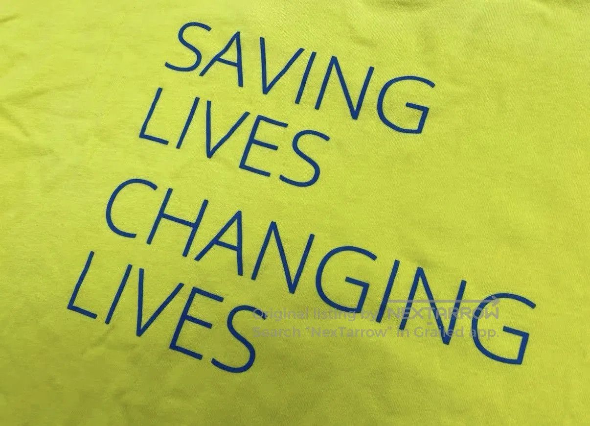 Balenciaga Green Short Sleeve Graphic Print T. Size US L / EU 52-54 / 3 - 6 Thumbnail