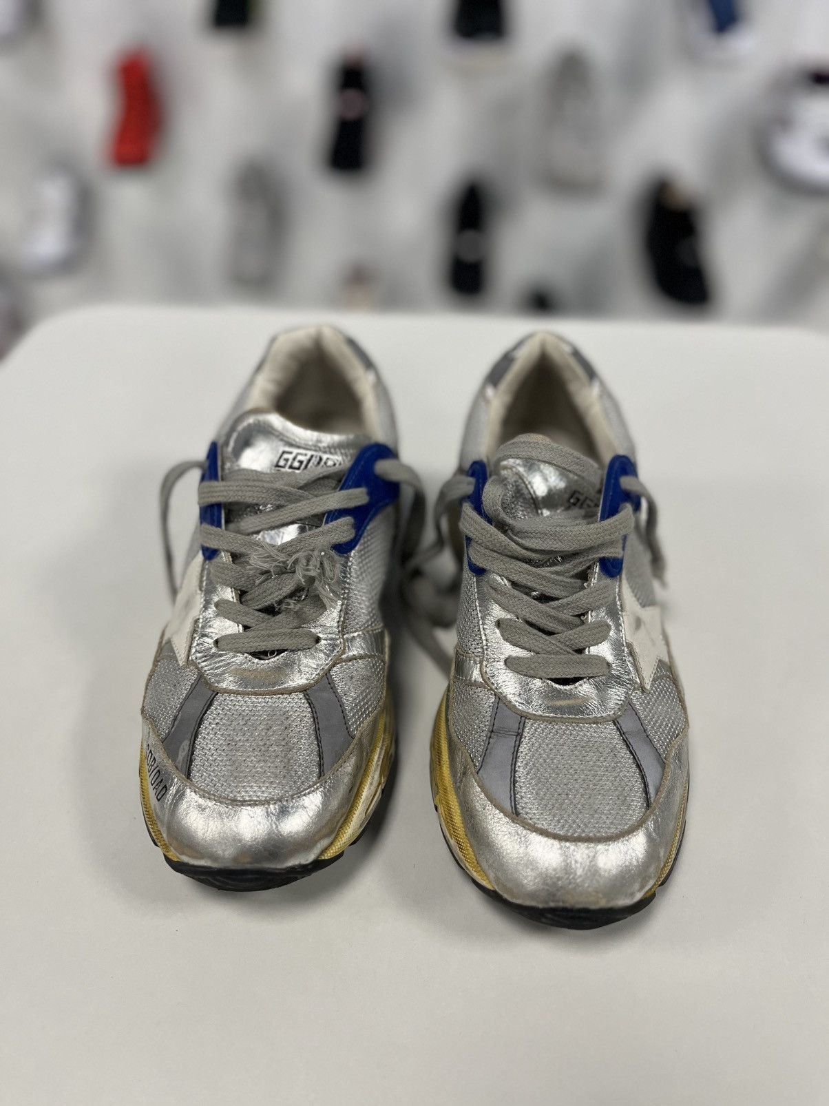 Golden Goose Men's Dad-Star in silver laminated leather Size US 6 / IT 36 - 3 Thumbnail
