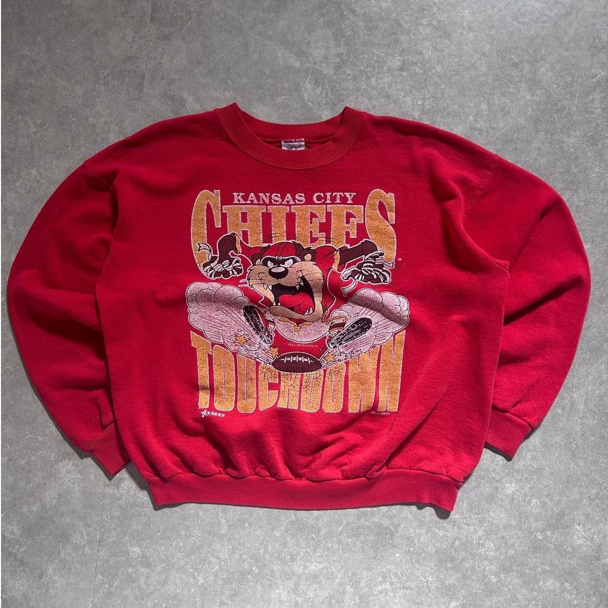 Vintage Kansas City Chiefs Looney Tunes Taz Red Crewneck L