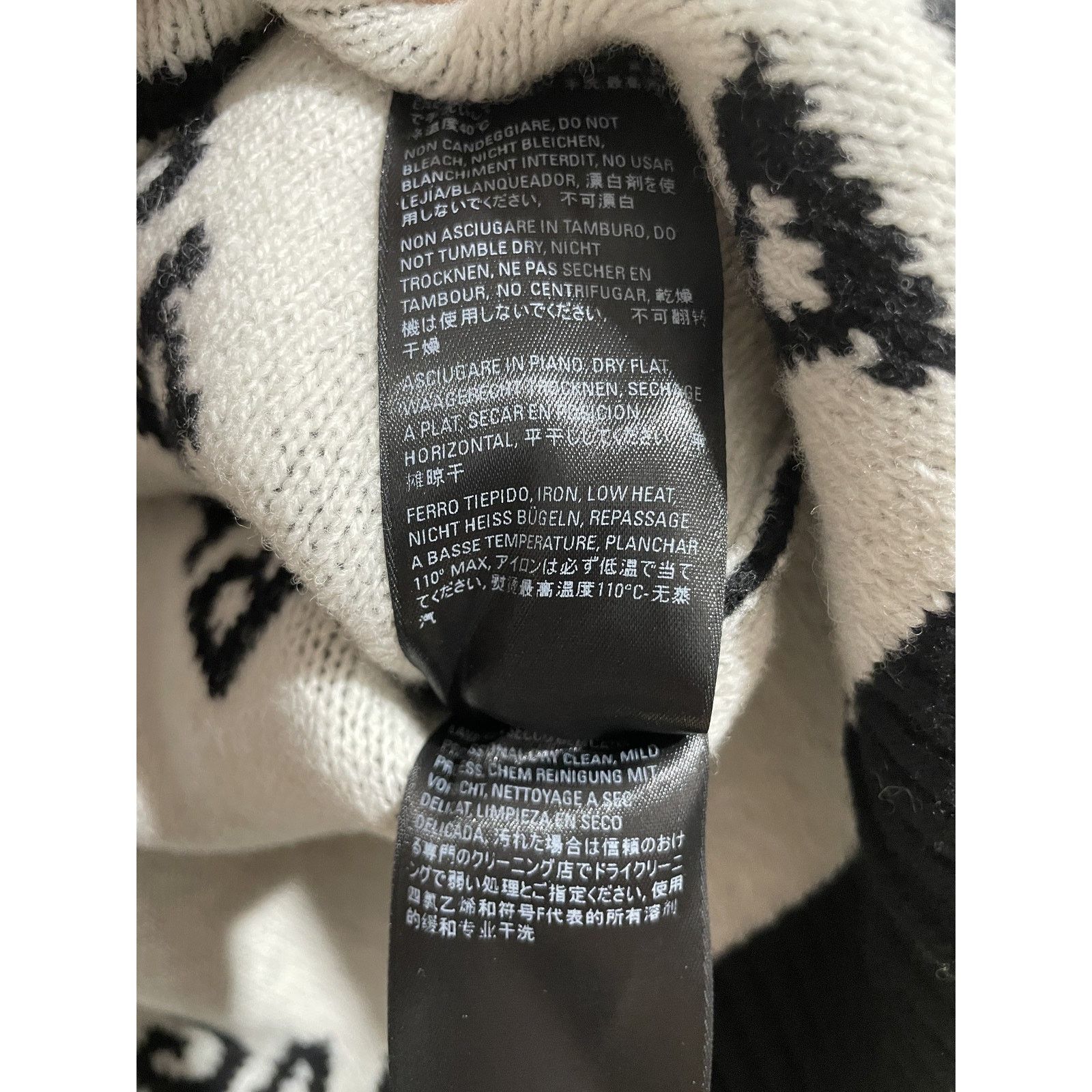 Balenciaga BALENCIAGA BLACK ALL OVER LOGO SWEATER SIZE SMALL PREOWNED Size US S / EU 44-46 / 1 - 4 Thumbnail