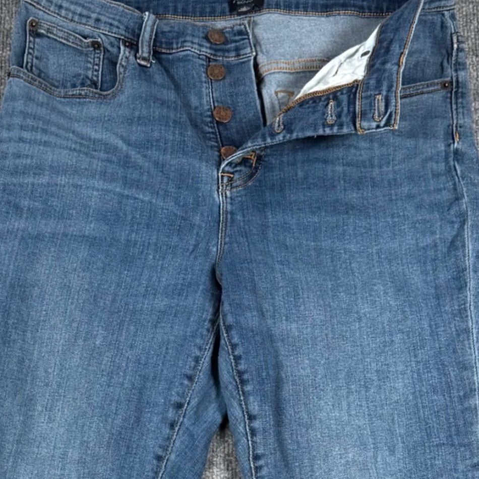 J.Crew J. Crew High Rise Skinny Jeans Button Fly Raw Hem 31x25 Denim Blue Women Sized 31 Size 24" / US 00 / IT 34 - 3 Thumbnail