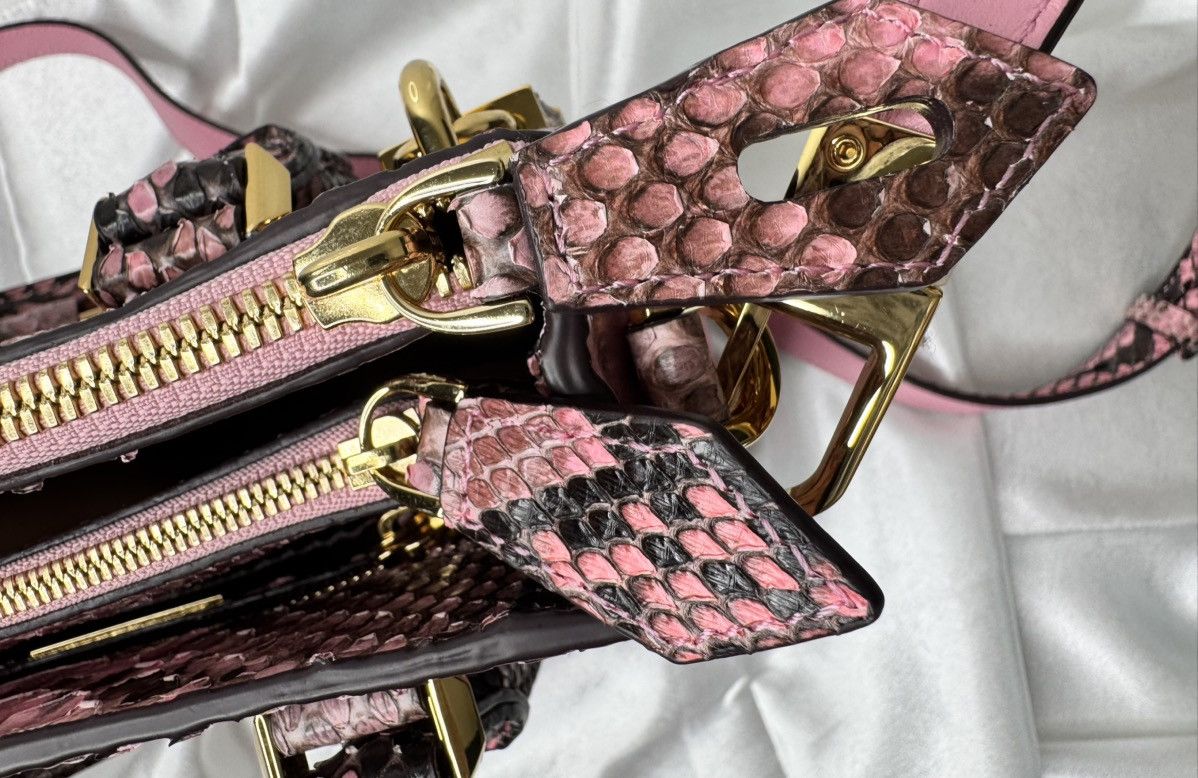 Michael Kors RARE 2015 Michael Kors Pink Python Casey Satchel Bag Size ONE SIZE - 15 Thumbnail