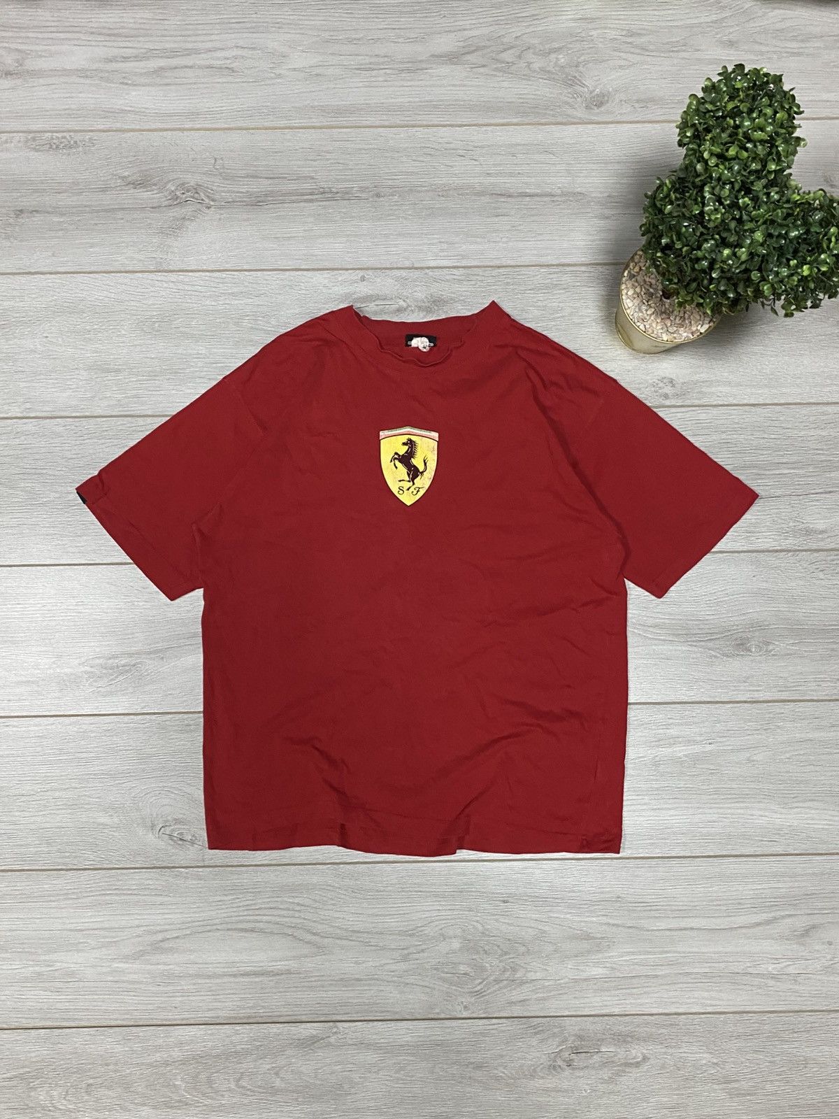 Ferrari Ferrari centr logo print vintage r-shirt Size US L / EU 52-54 / 3 - 1 Thumbnail