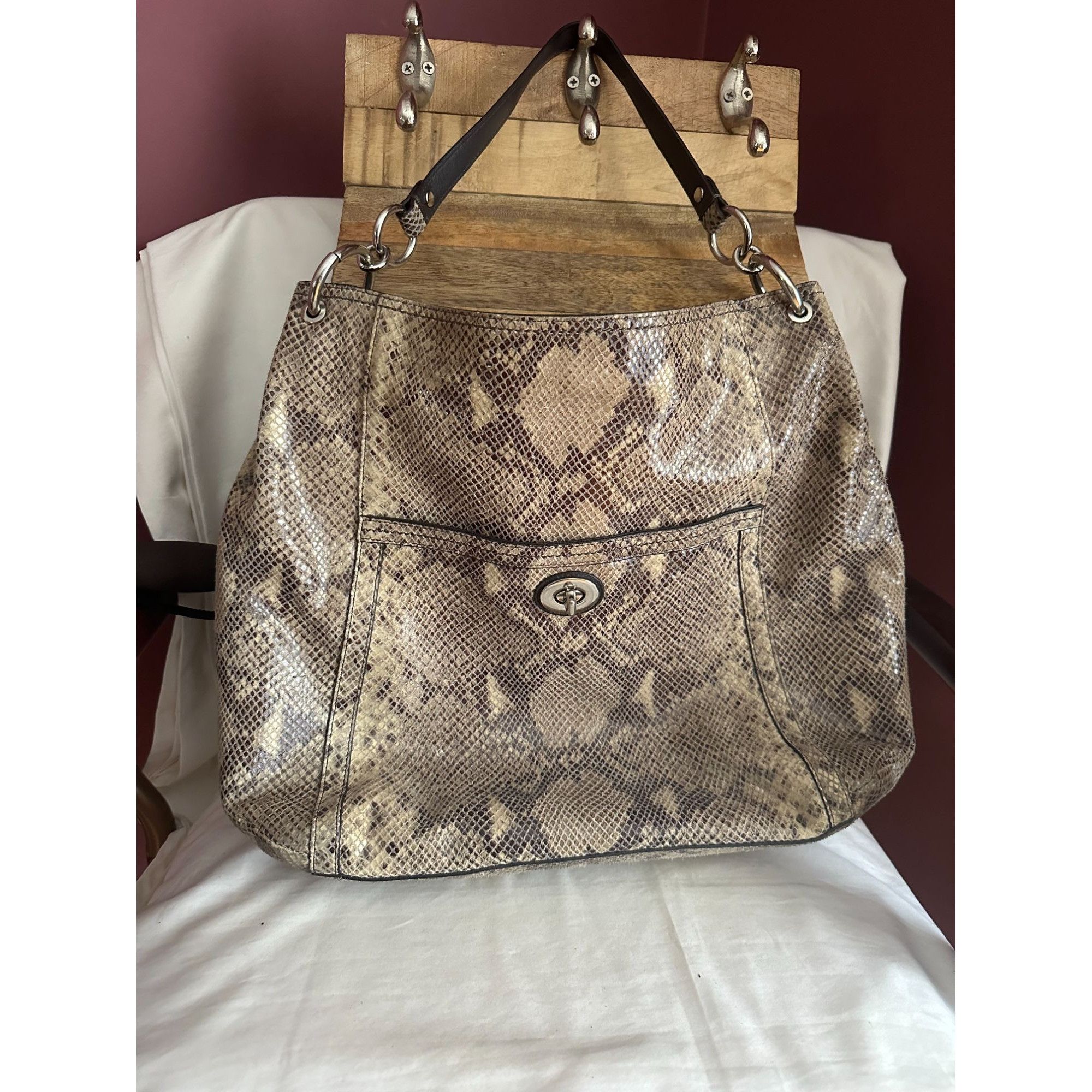 COACH F24383 beige/brown PARK PYTHON HOBO