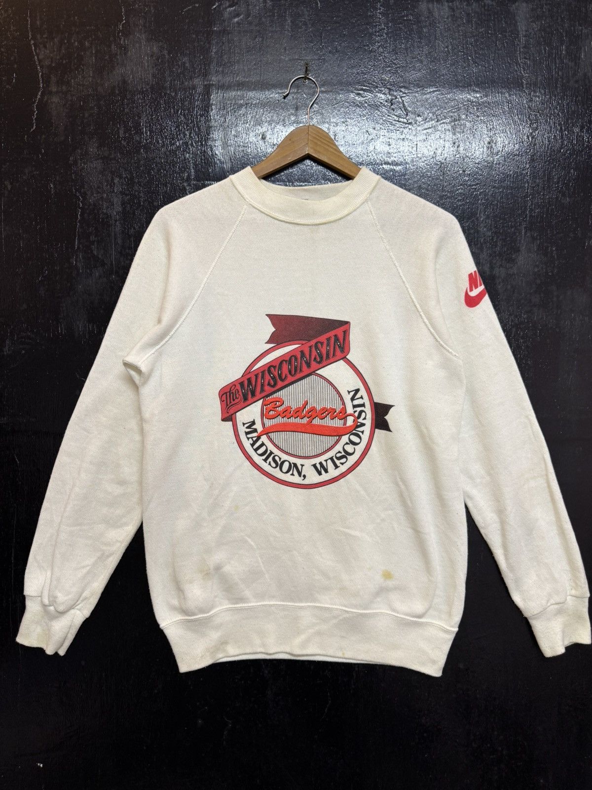 Nike × Vintage Vintage Nike the wisconsin badgers 90s Size US M / EU 48-50 / 2 - 4 Thumbnail